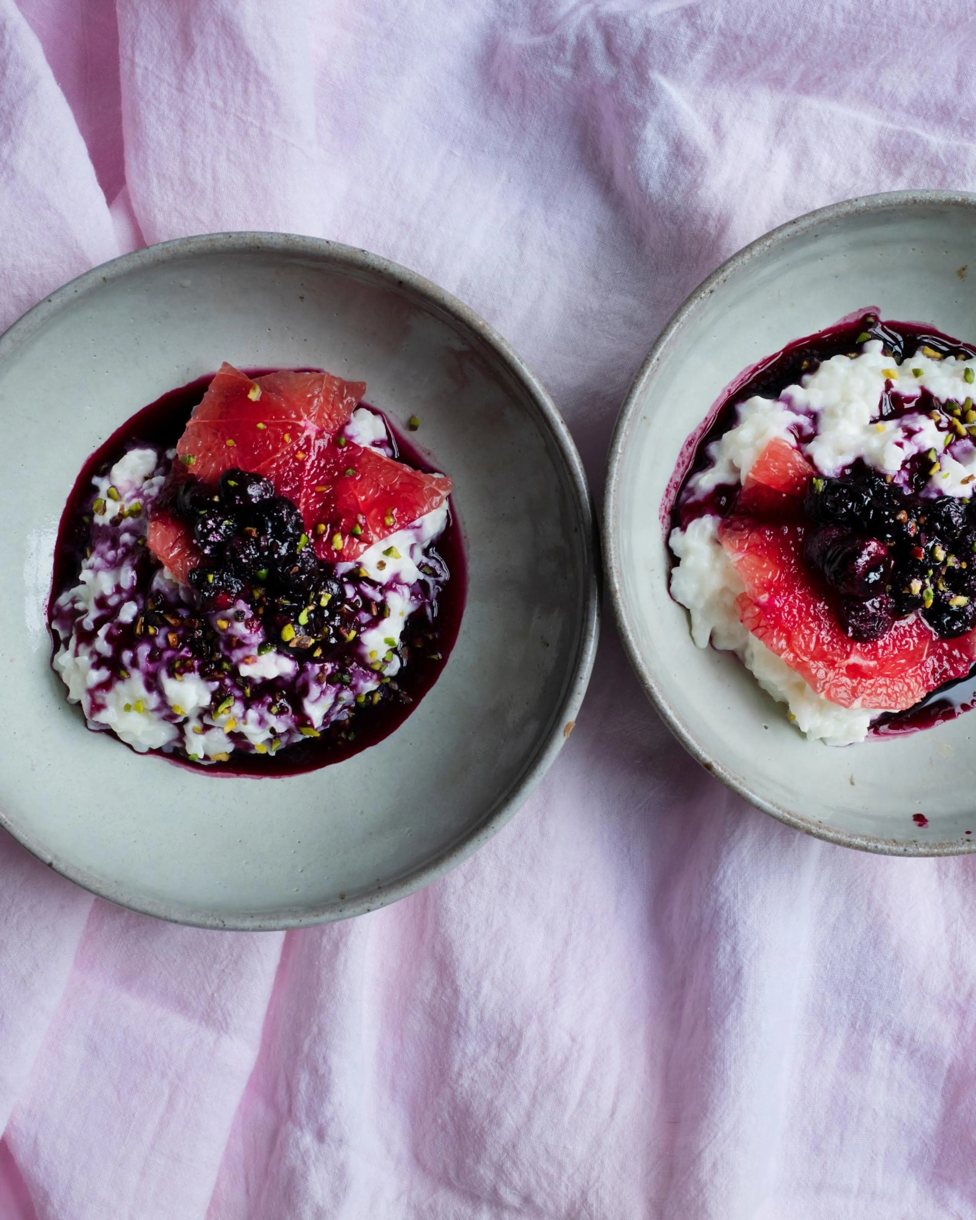 Creamy rice with berries and citrus