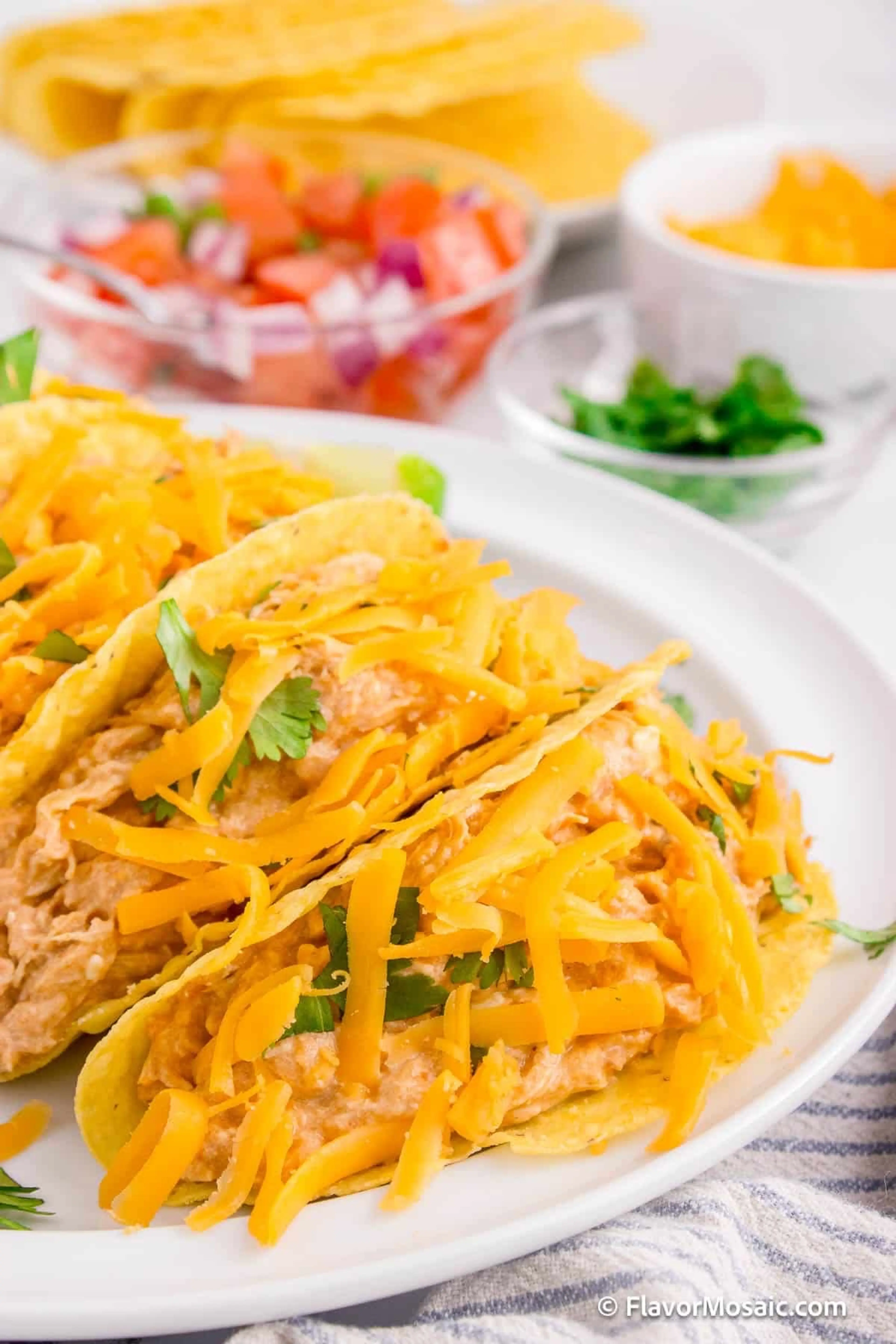 Slow Cooker Cream Cheese Salsa Chicken Recipe