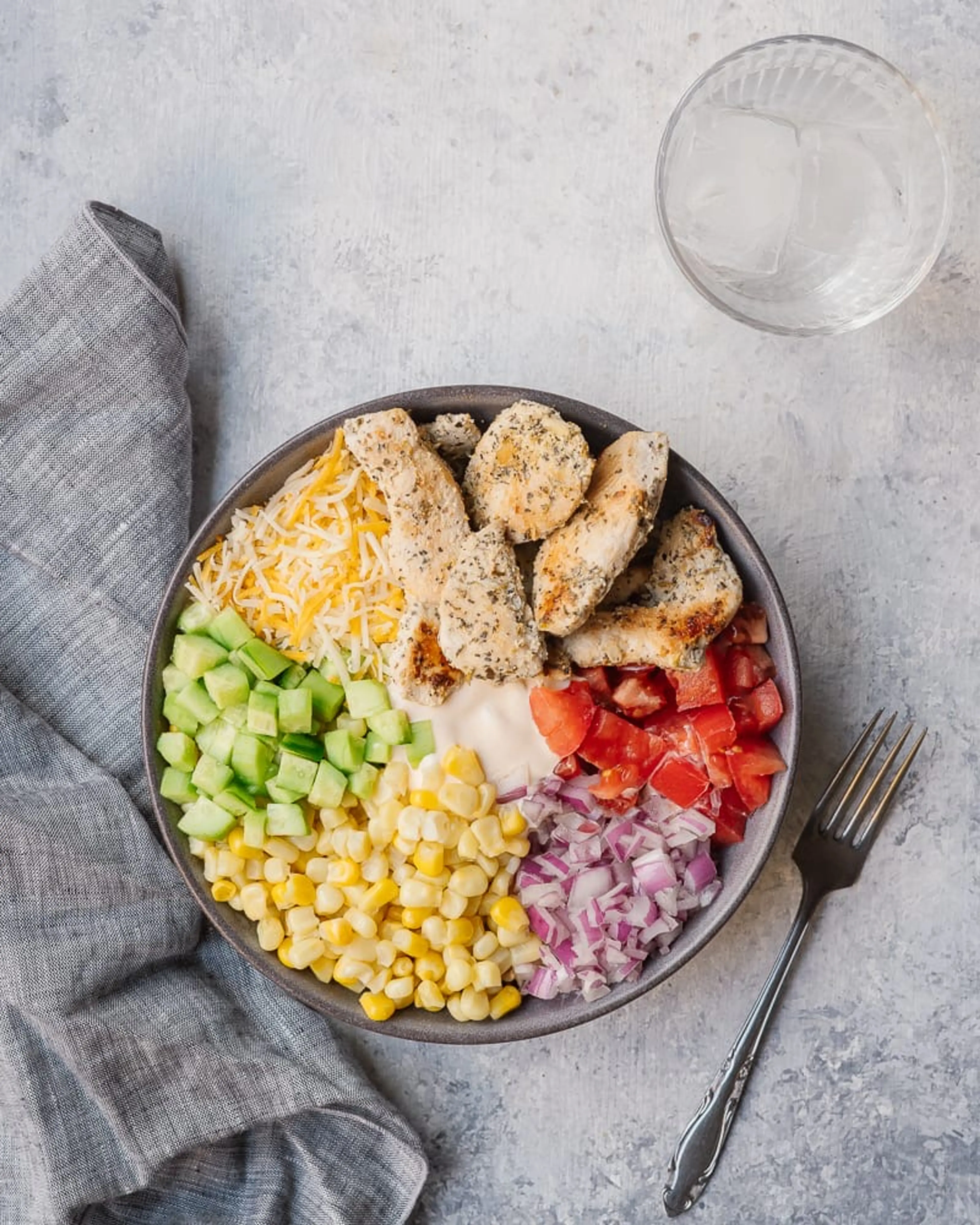 Bol repas style poulet rouge