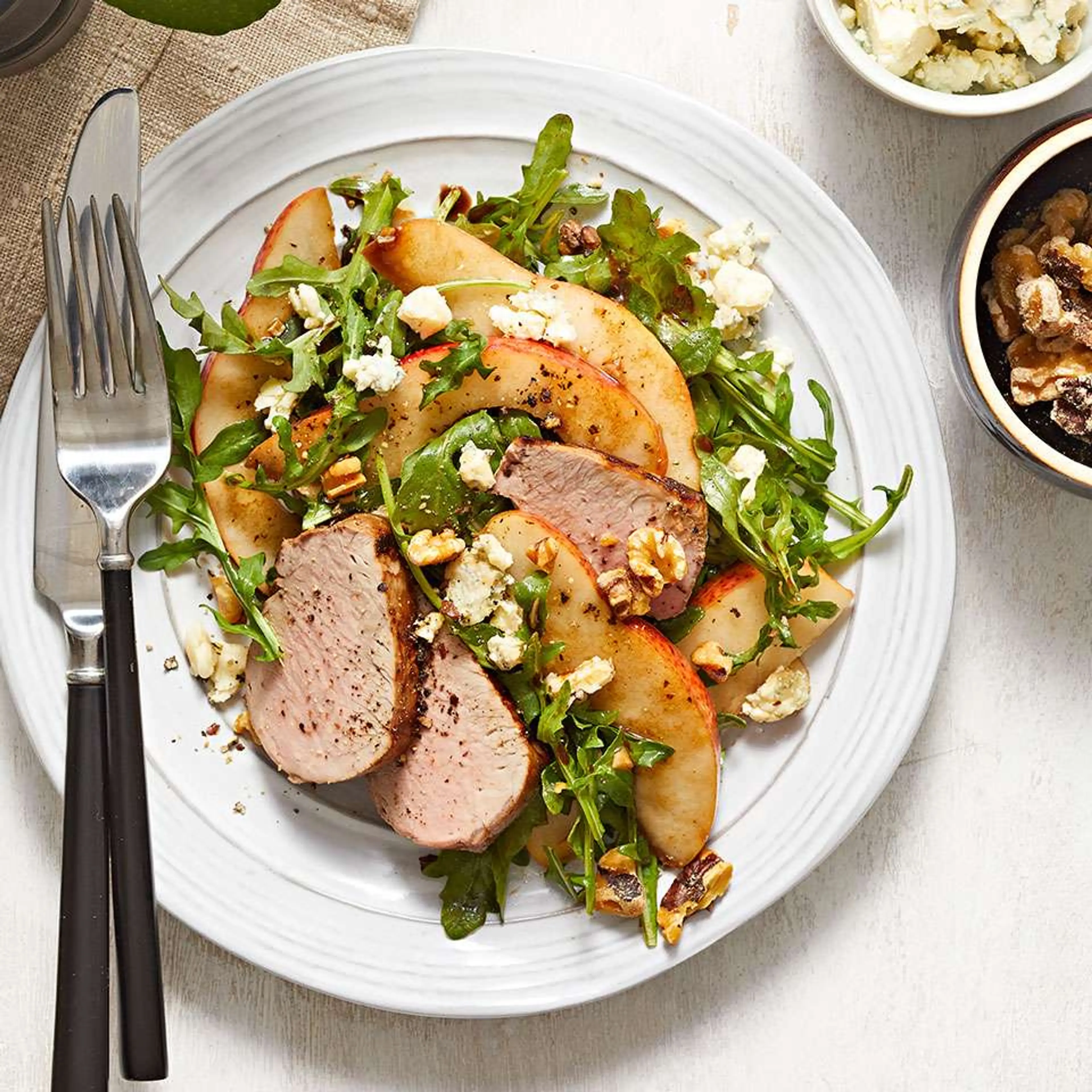 Arugula Salad with Roasted Pork Tenderloin, Pears & Blue Che