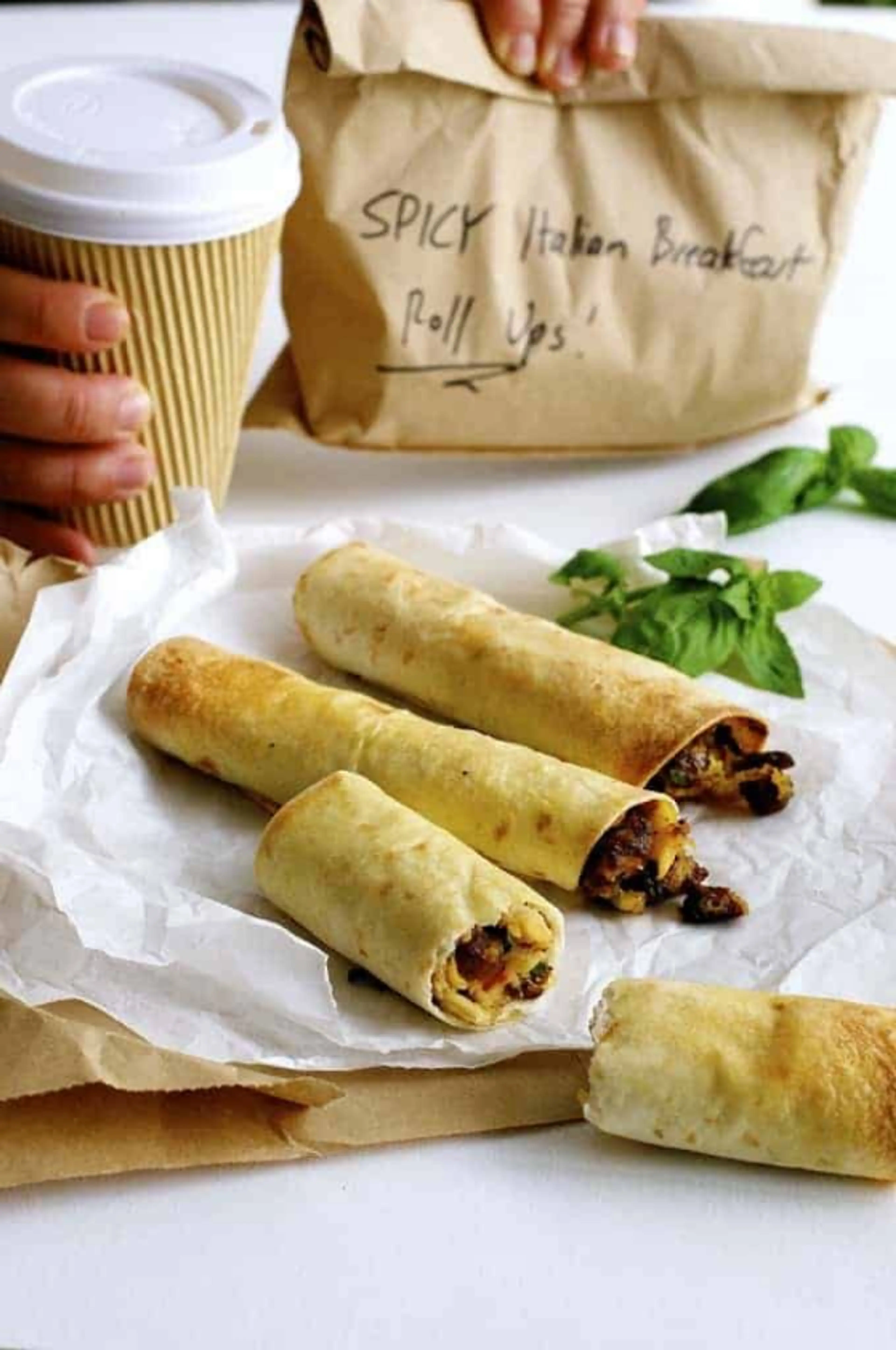 Spicy Italian Breakfast Roll Ups (Breakfast On The Go / Mini