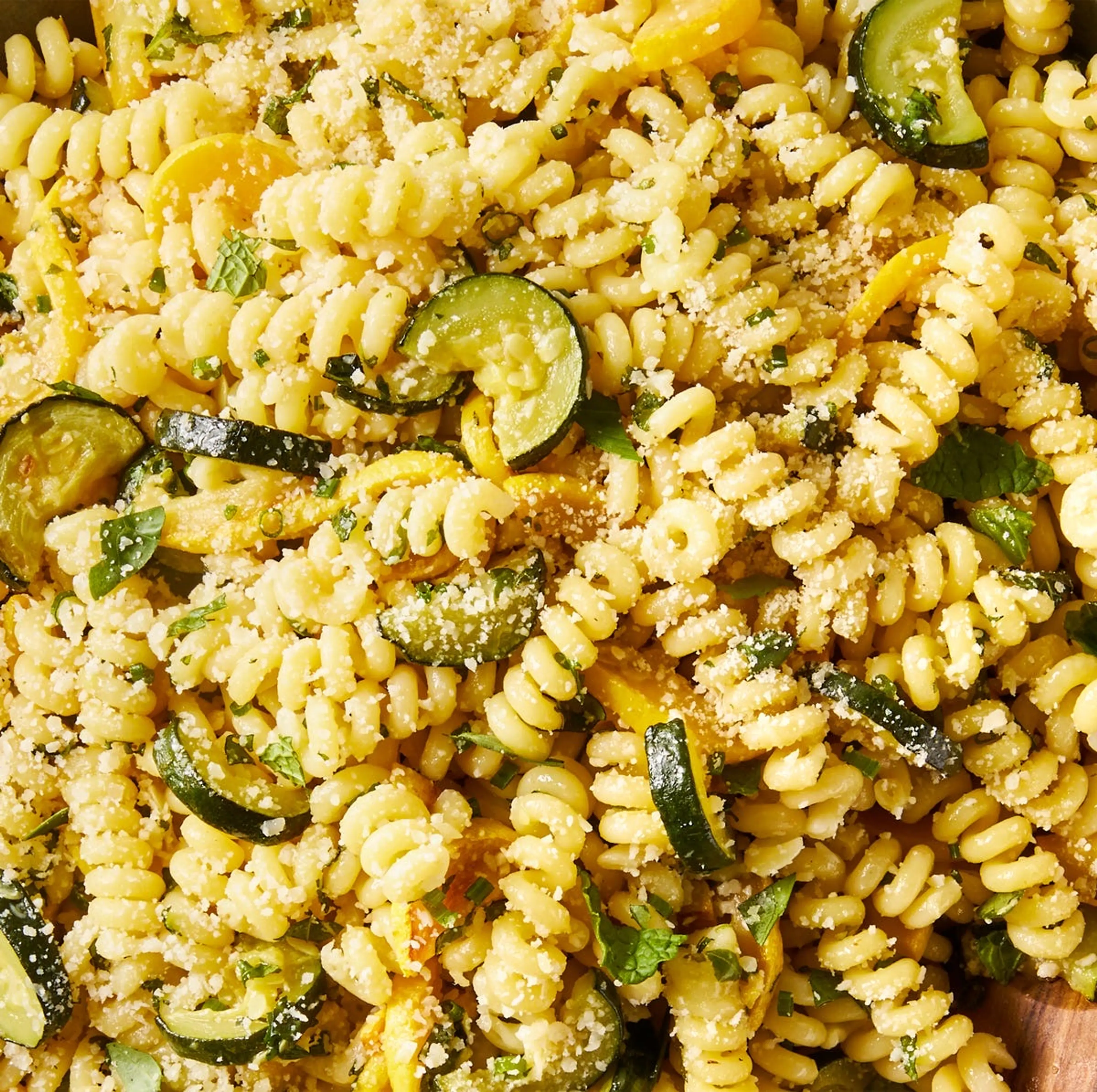 Garlic Parmesan Summer Squash Pasta