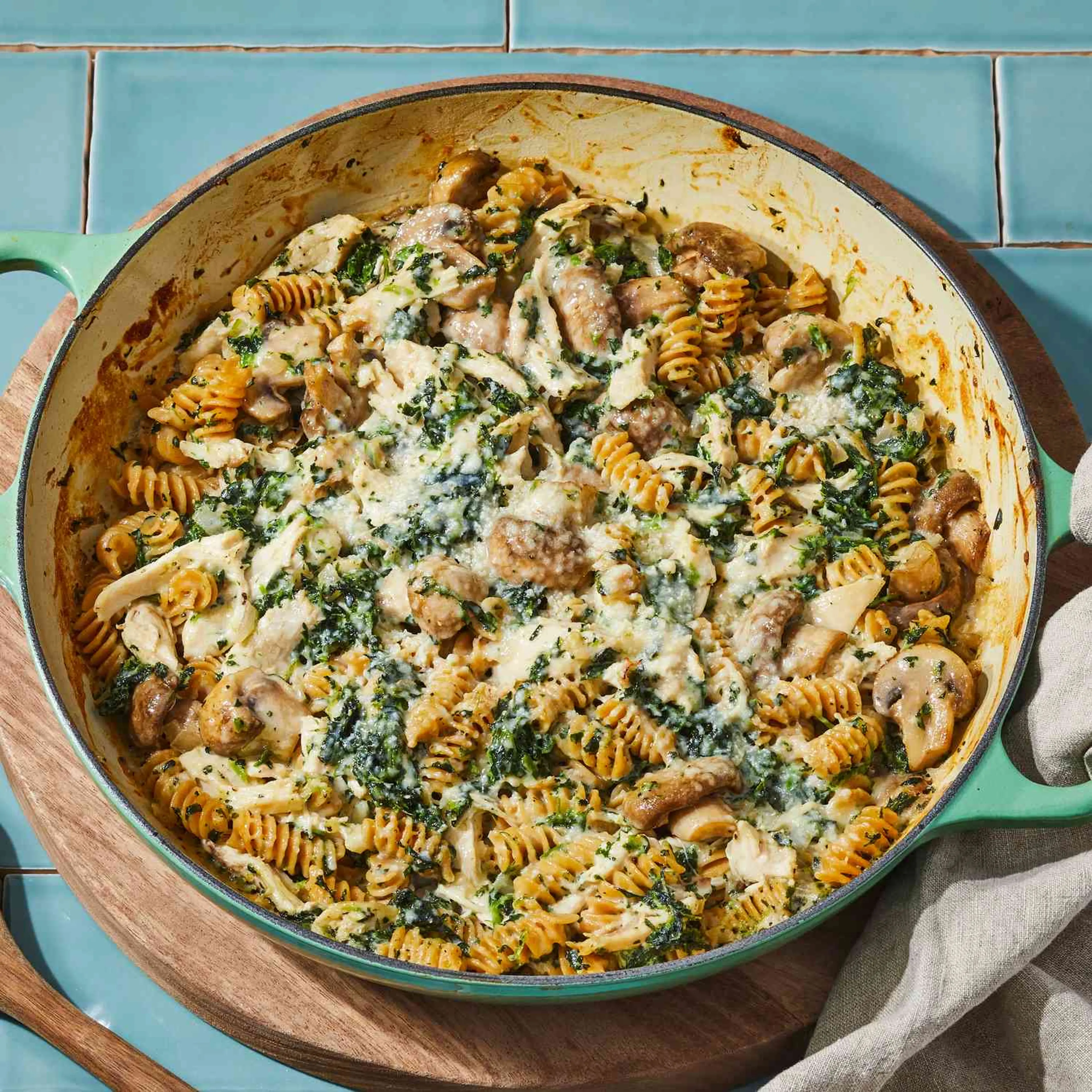 Creamy Chicken, Mushroom & Spinach Skillet Casserole