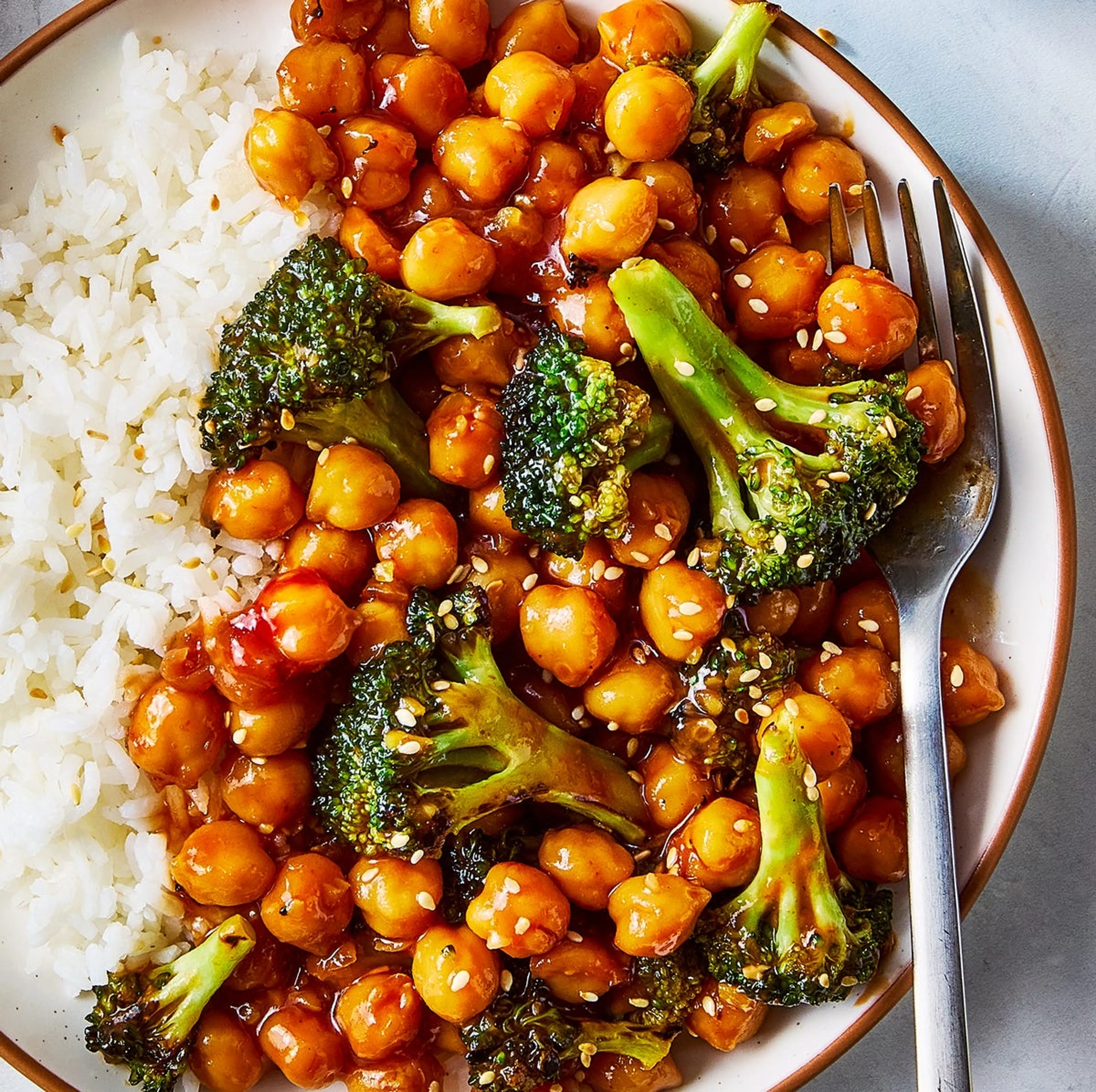 Sticky Sesame Chickpeas & Broccoli