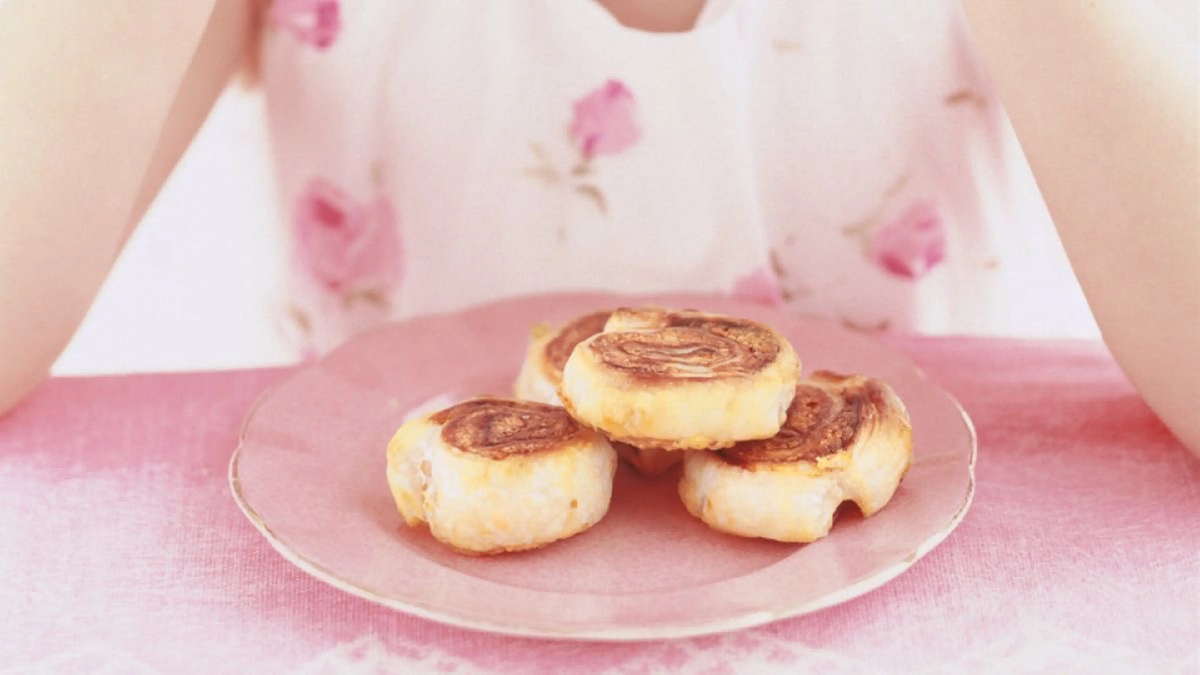 Cheese and Vegemite scrolls