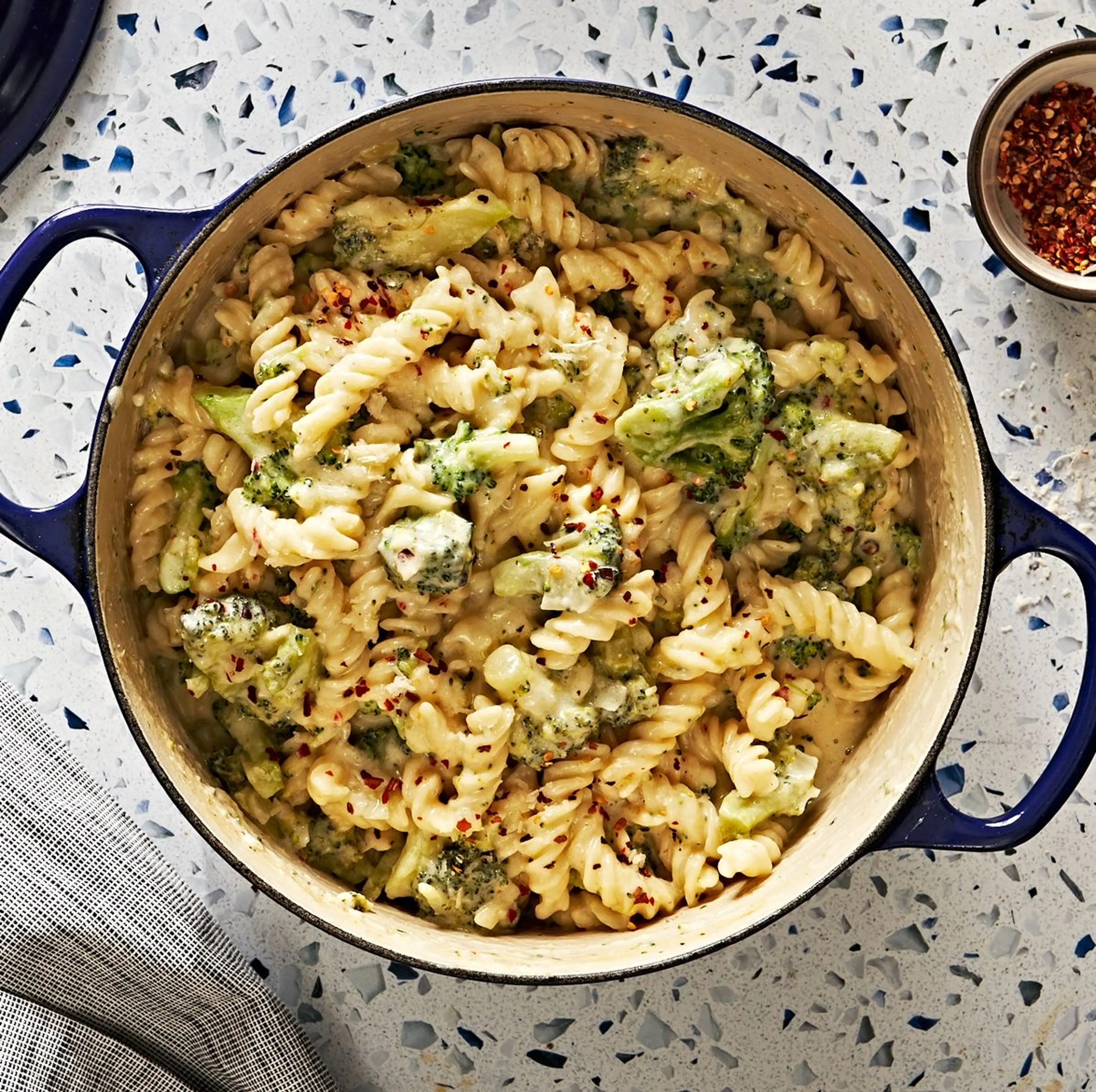 One-Pot Broccoli Cheese Pasta