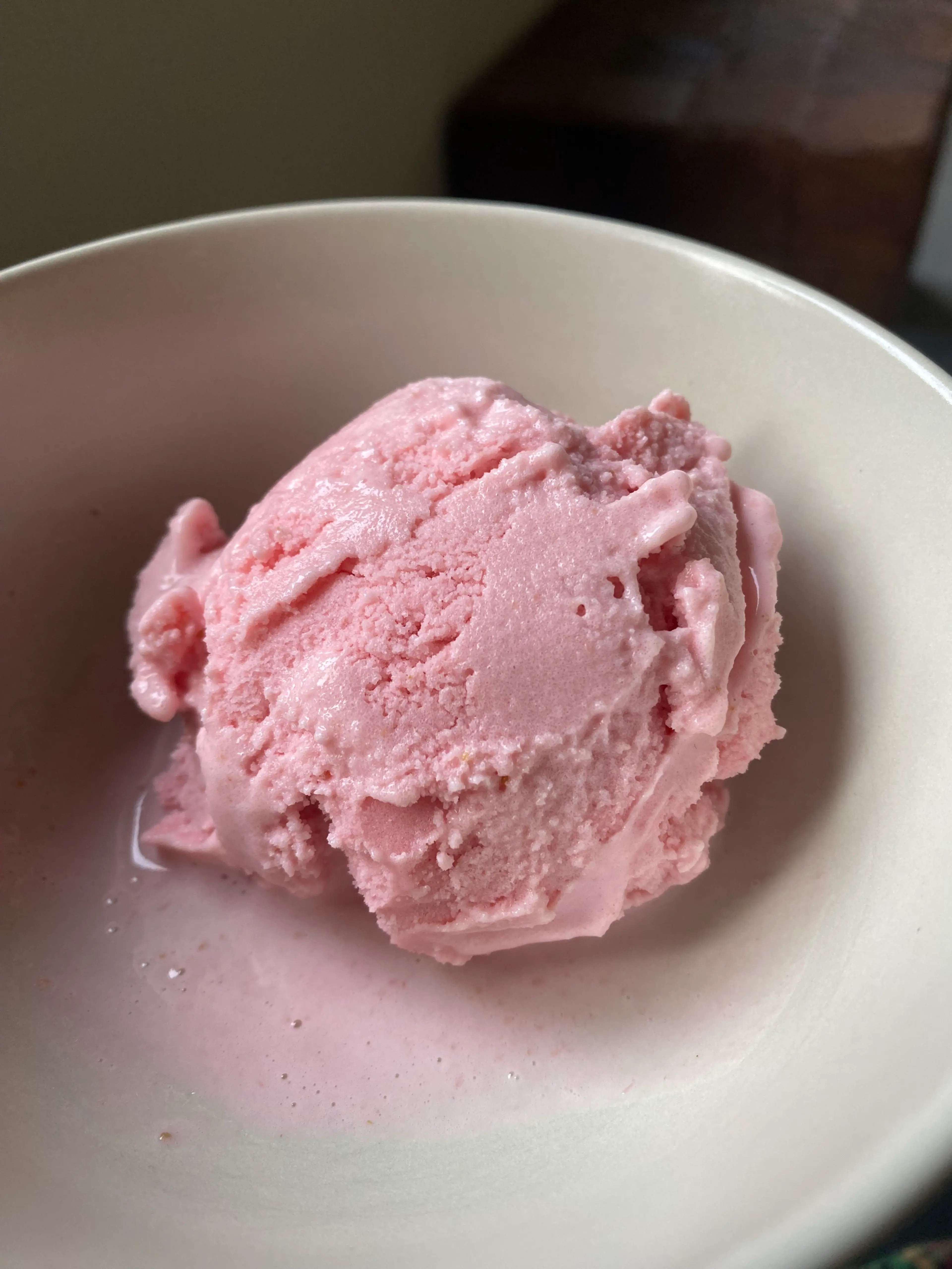 Gezond Yorghurtijs Met Aardbeien Of Mango
