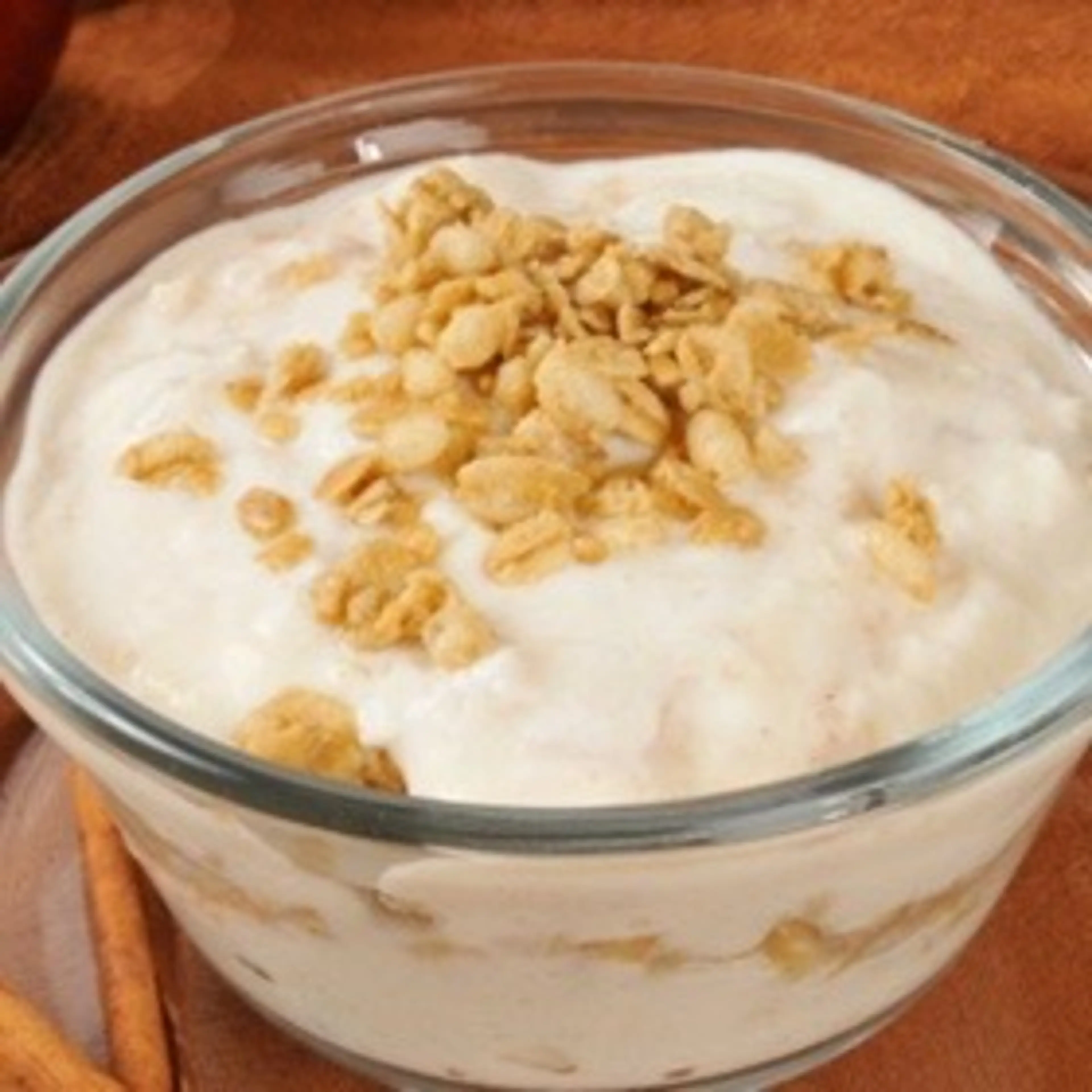 Breakfast Apple Cinnamon Yoghurt
