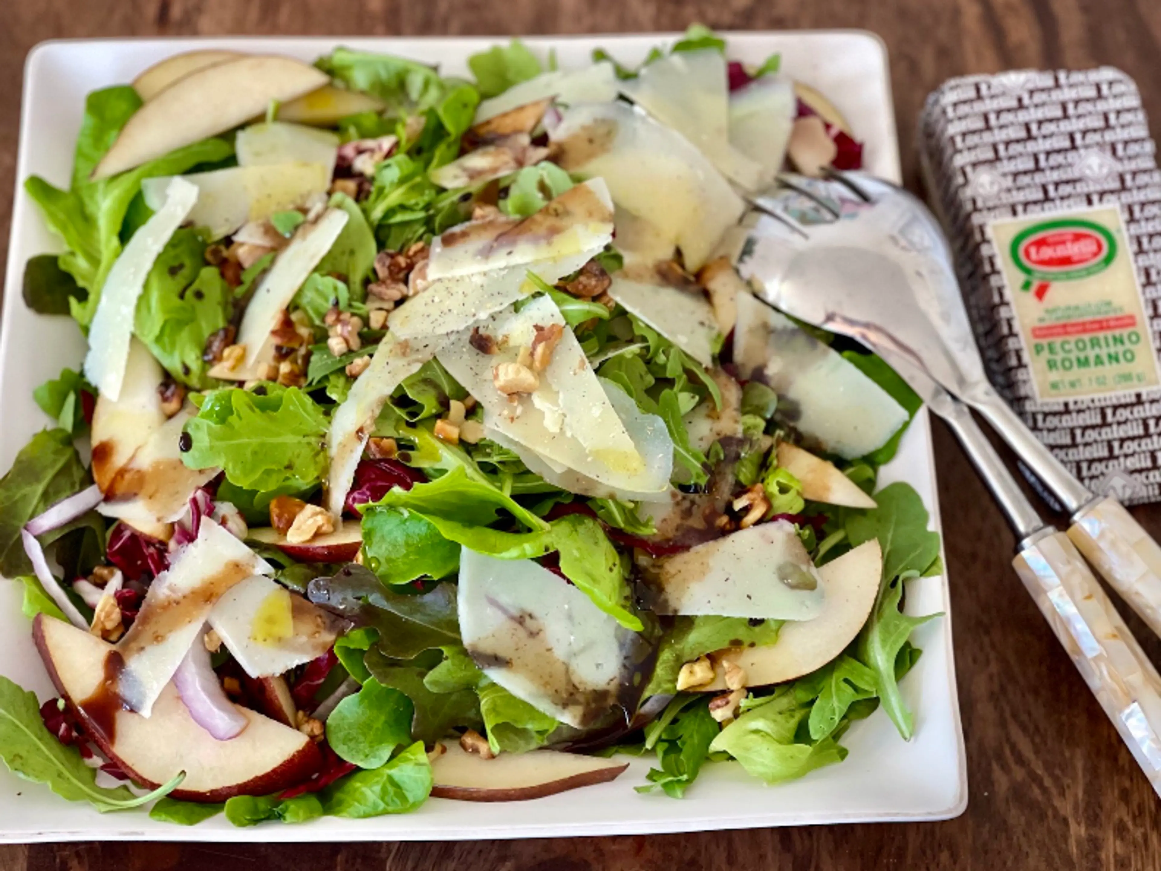 Pear, Walnut and Pecorino Salad with Balsamic Vinegar