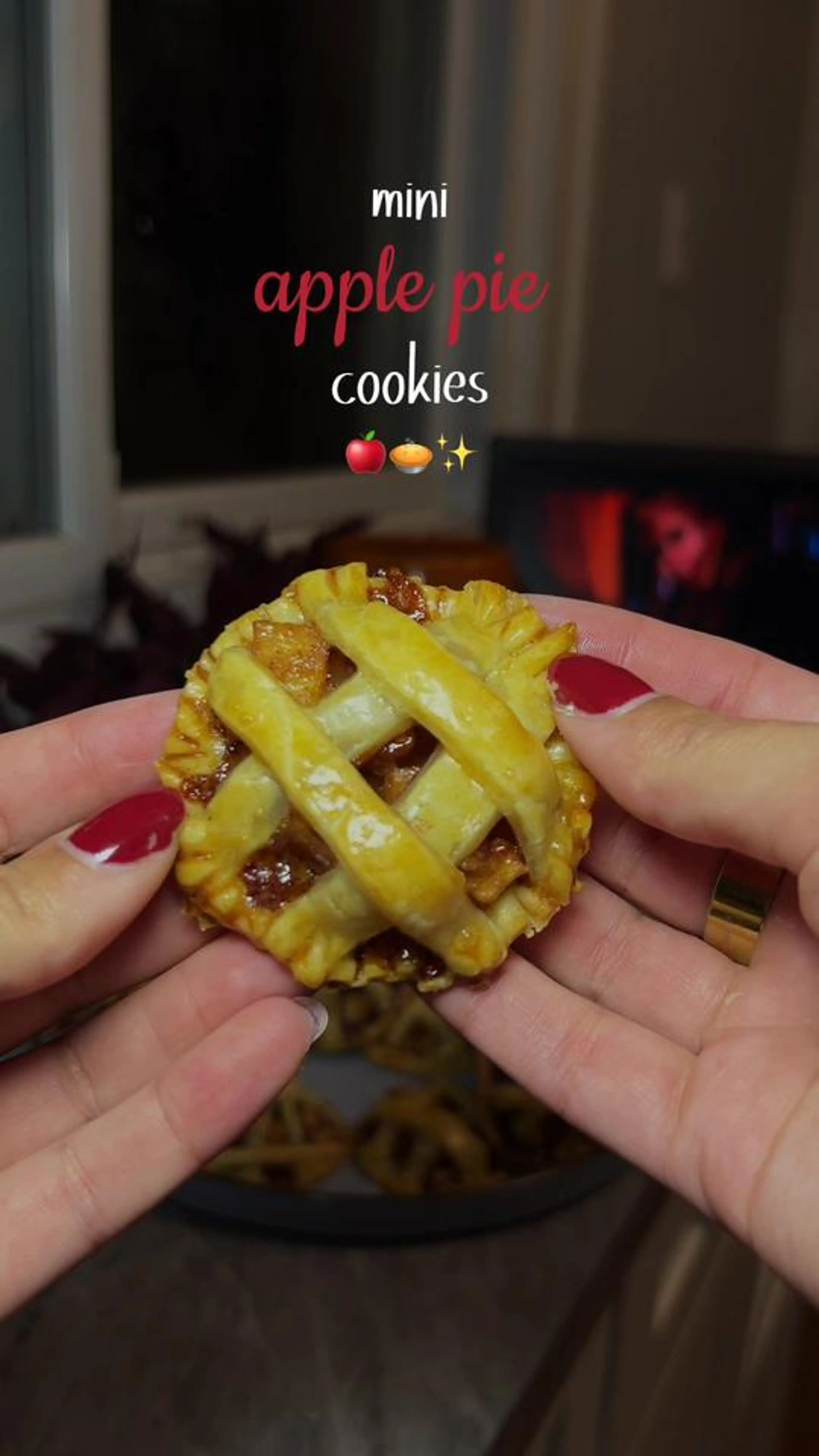Mini Apple Pie Cookies