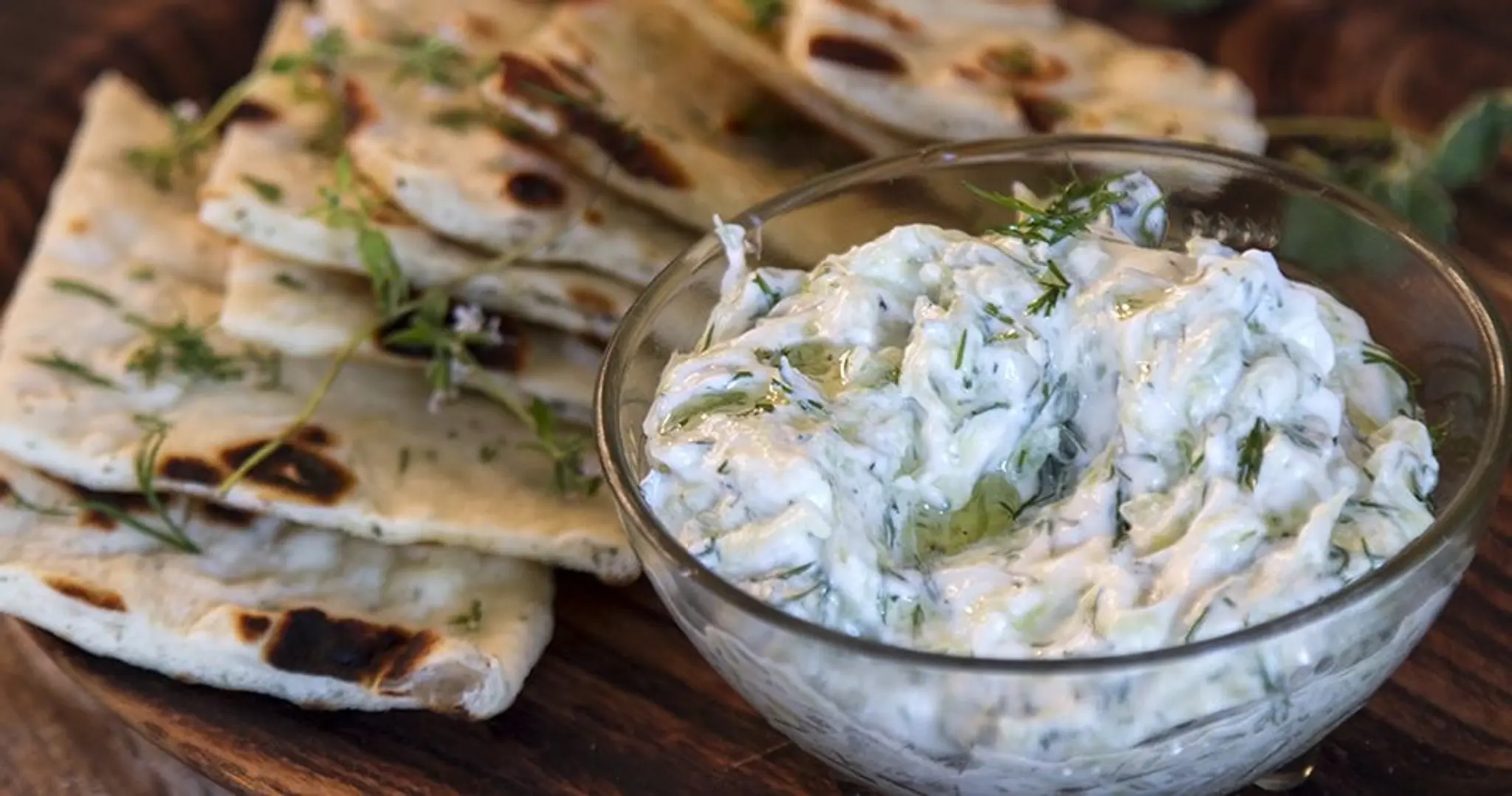 Greek tzatziki sauce
