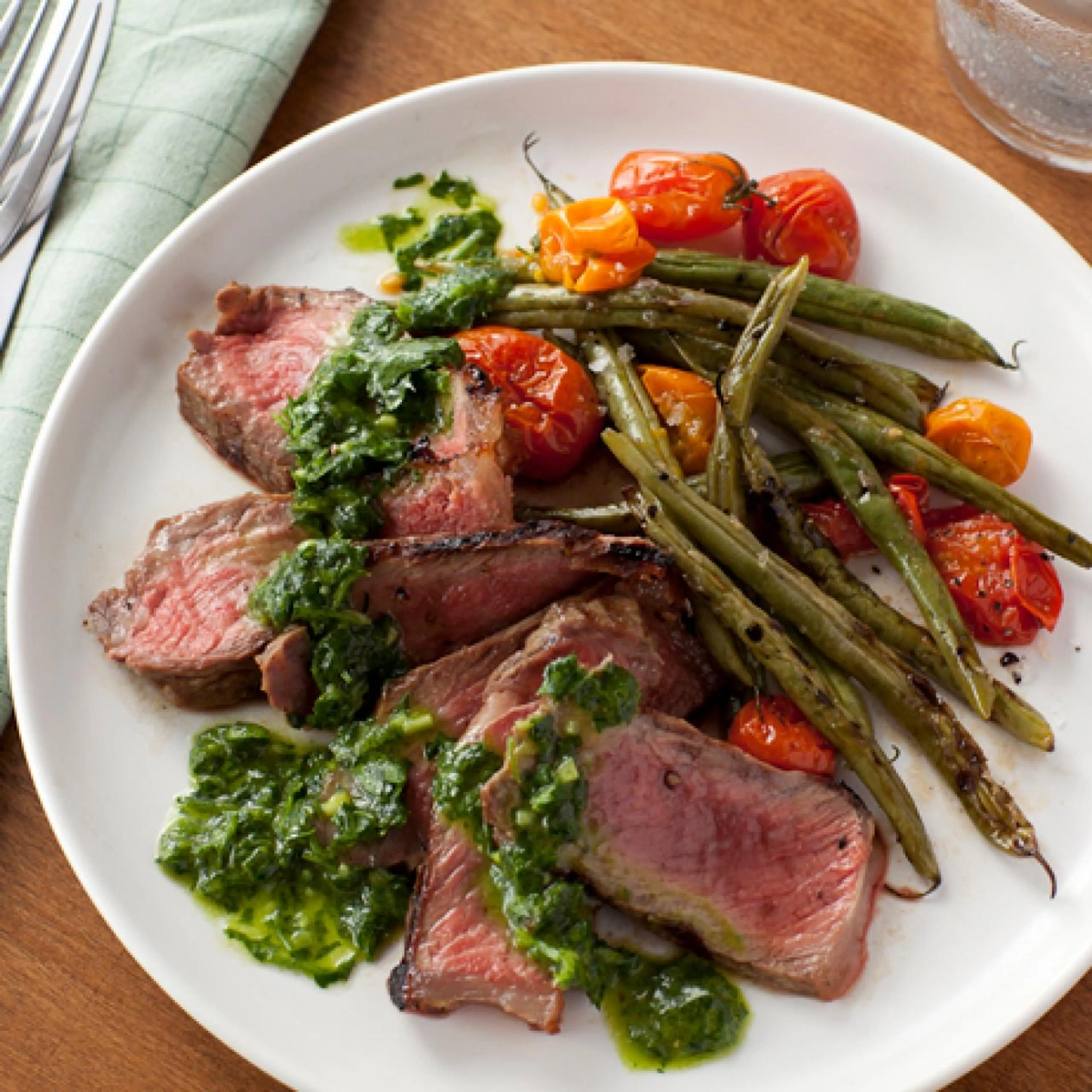 Grilled Steak with Green Beans, Tomatoes and Chimichurri Sau
