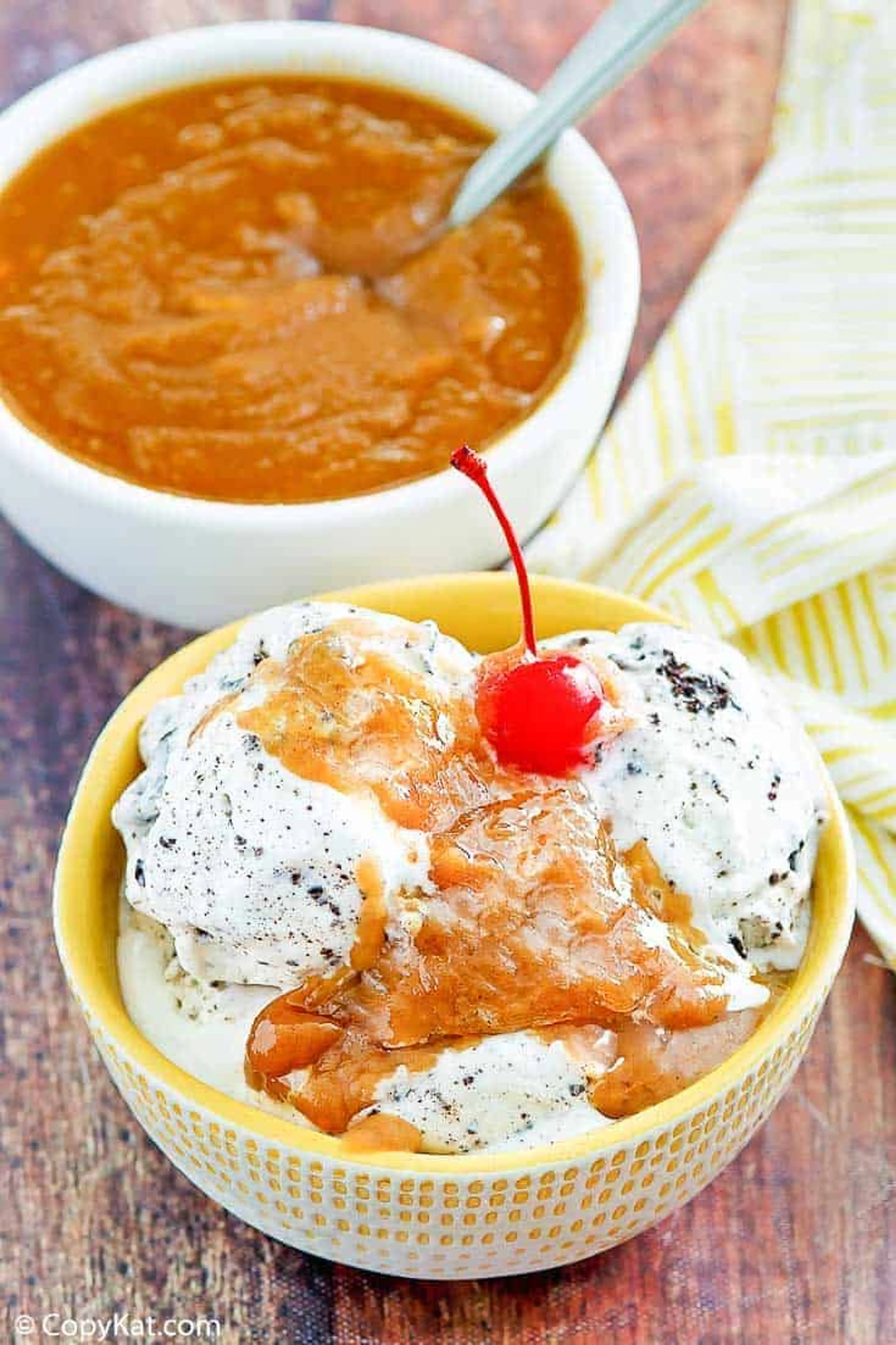 Copycat Friendly's Peanut Butter Sauce