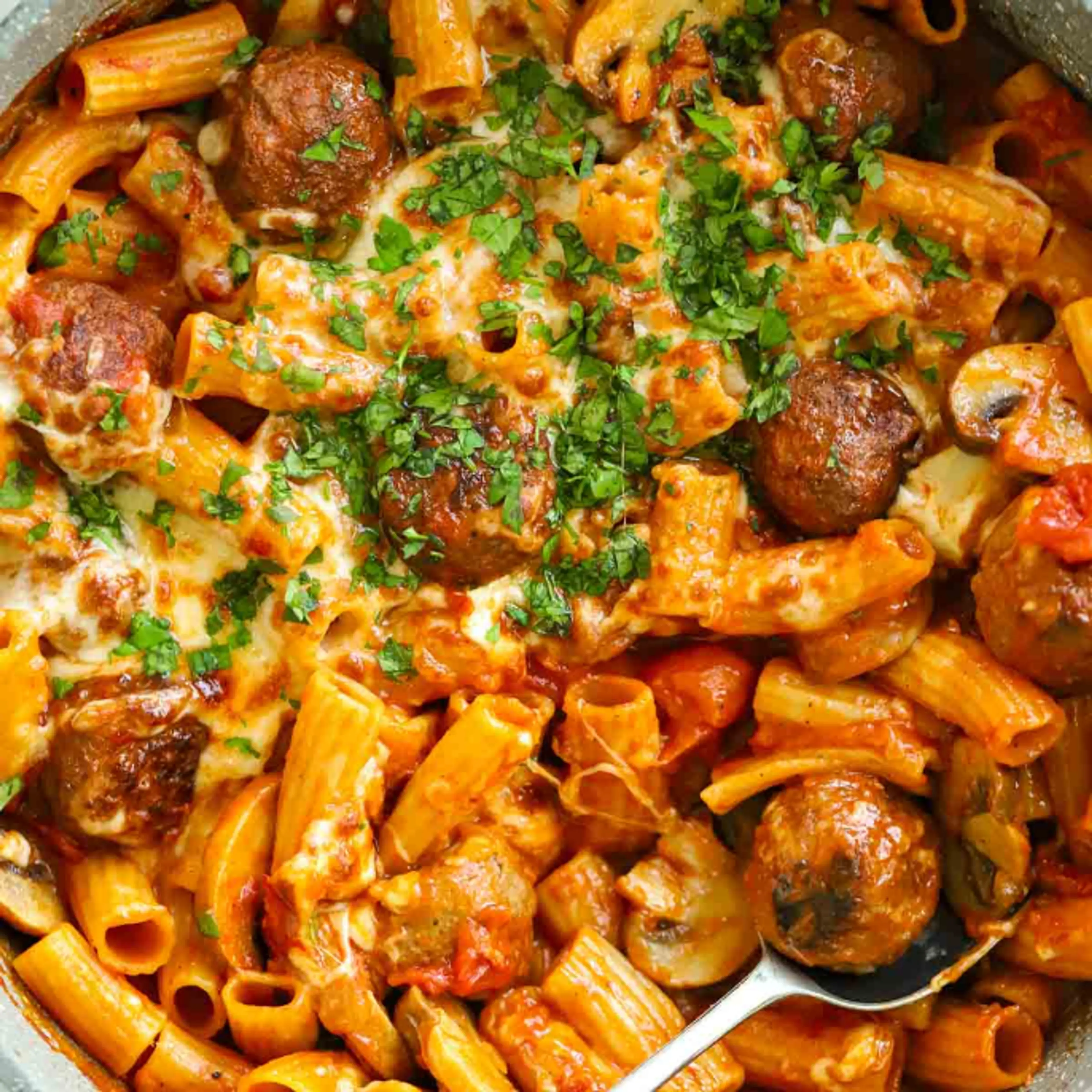 Meatball Pasta Bake {30 Minute Meal}