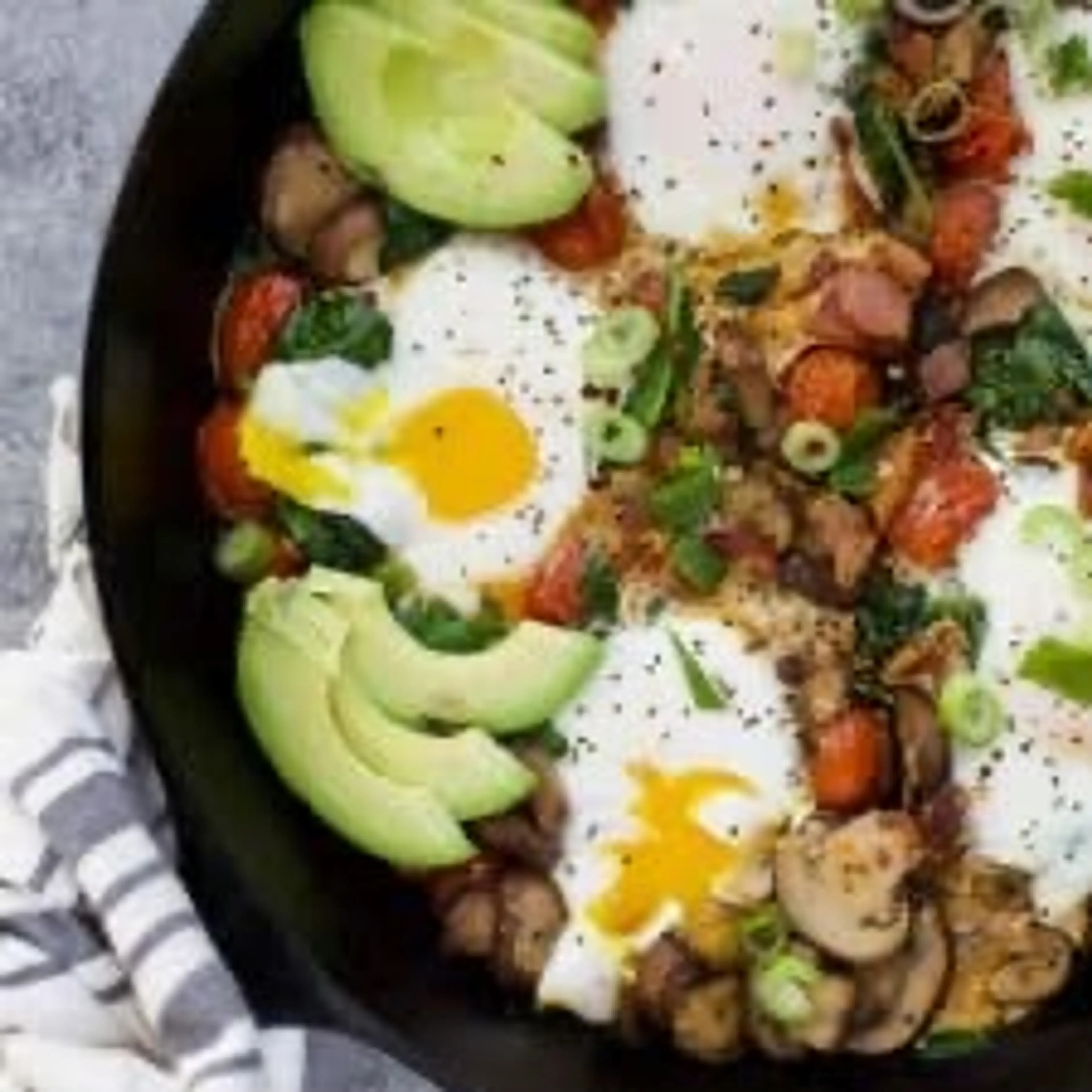 Spinach Mushroom Breakfast Skillet with Eggs