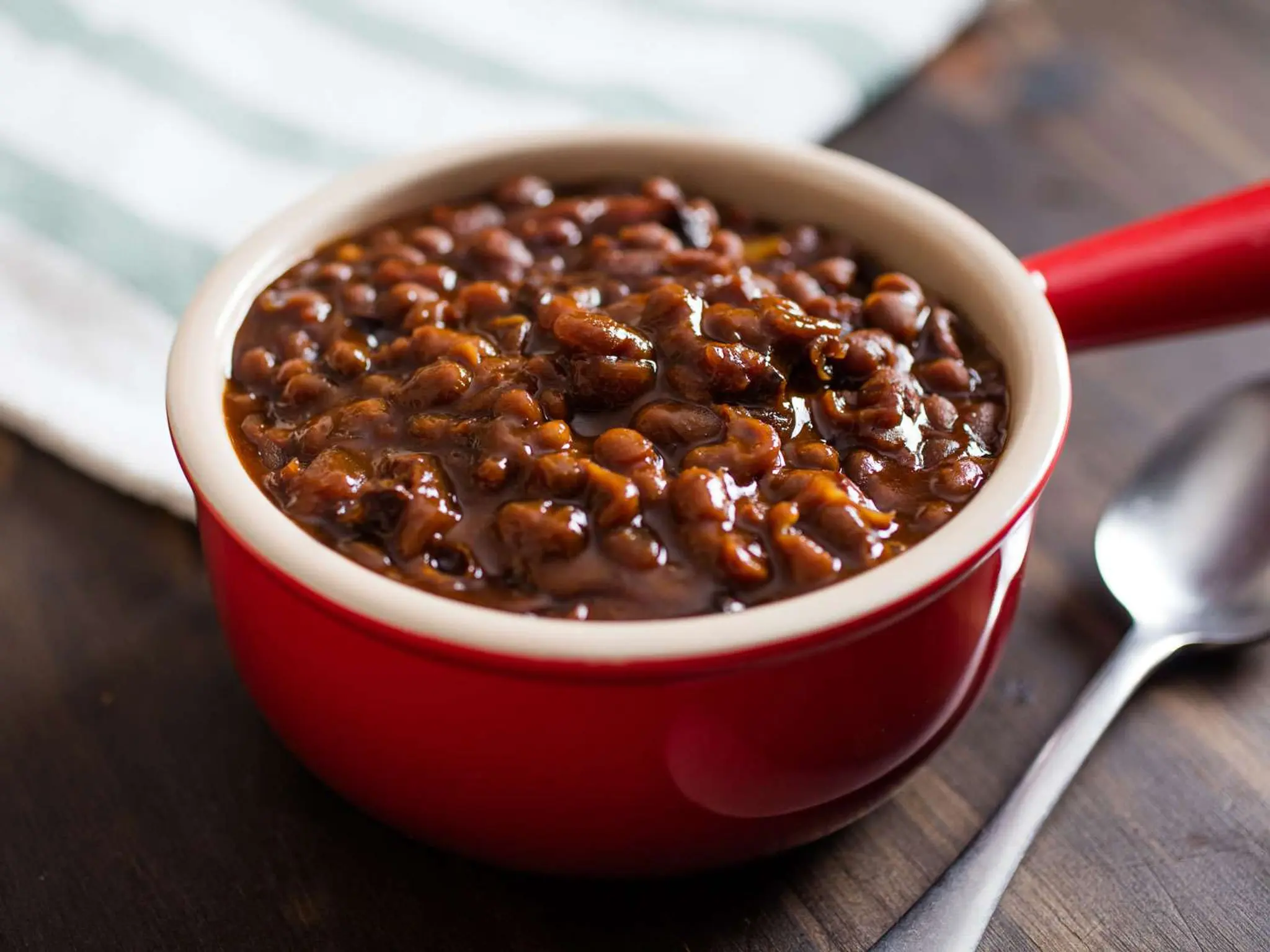 Slow-Cooked Boston Baked Beans