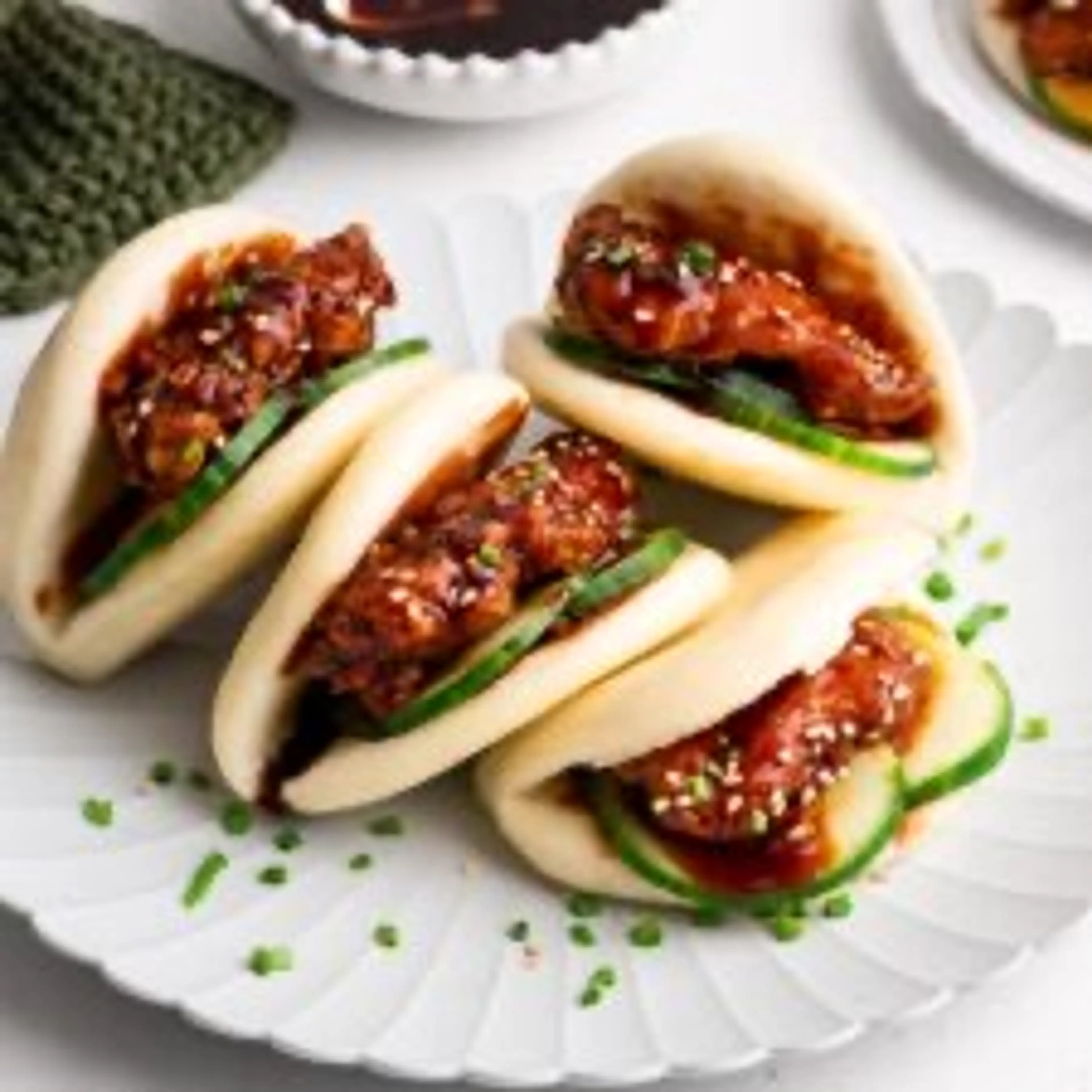 Korean Fried Chicken Bao Buns