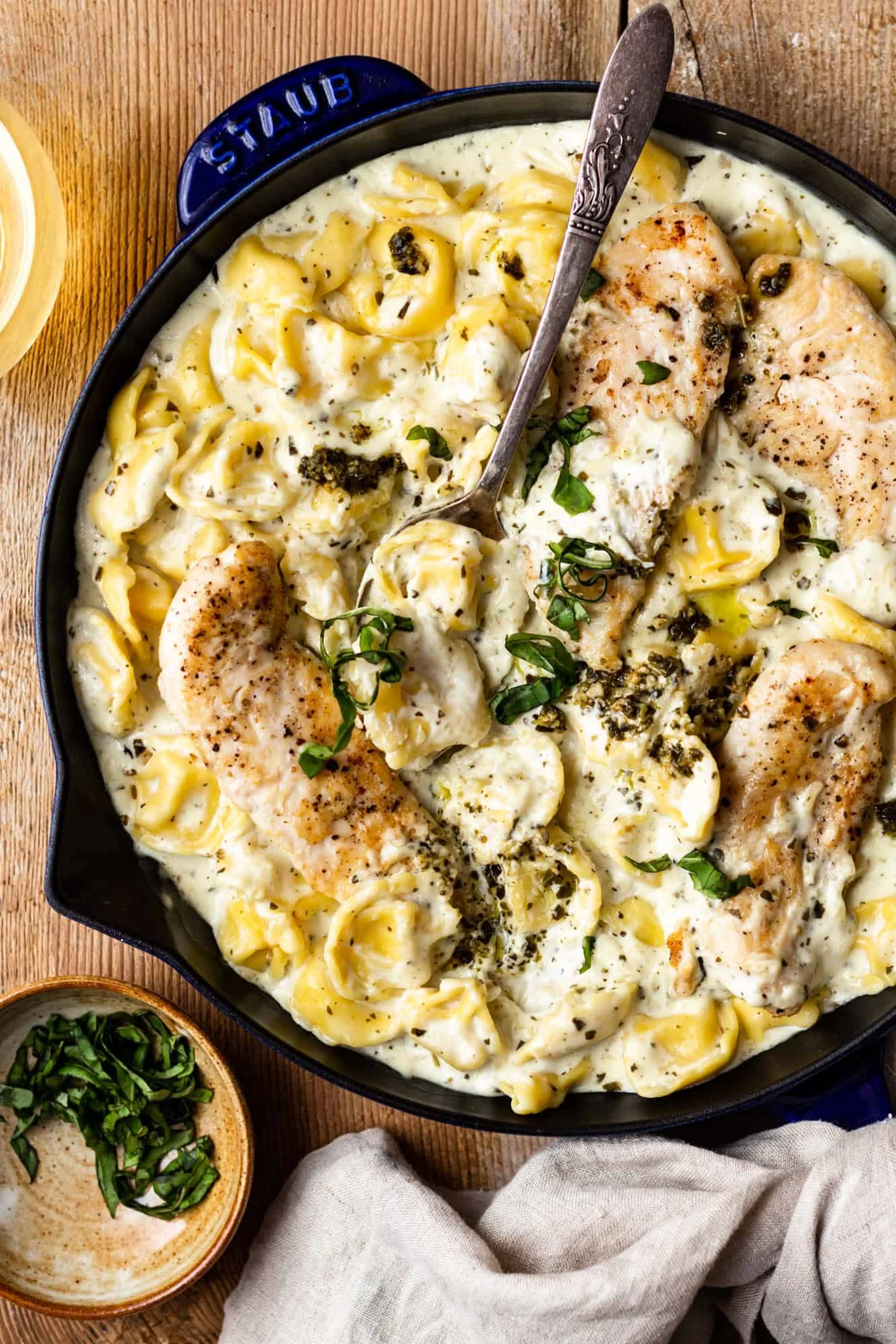 Cheese Tortellini with Chicken and Creamy Pesto Sauce