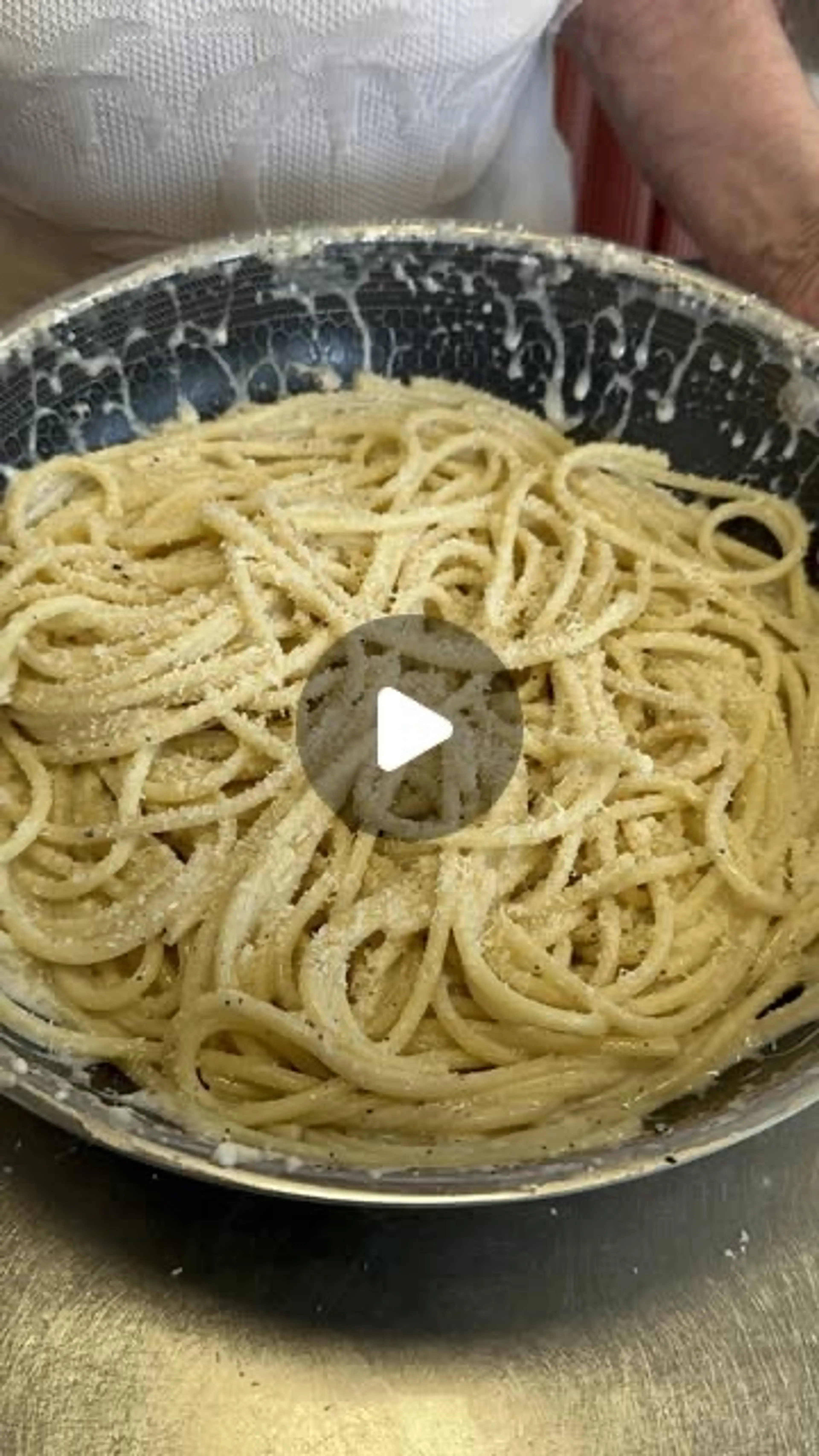 Cacio E Pepe Like a Roman! Just Three Ingredients: Pasta, Pe