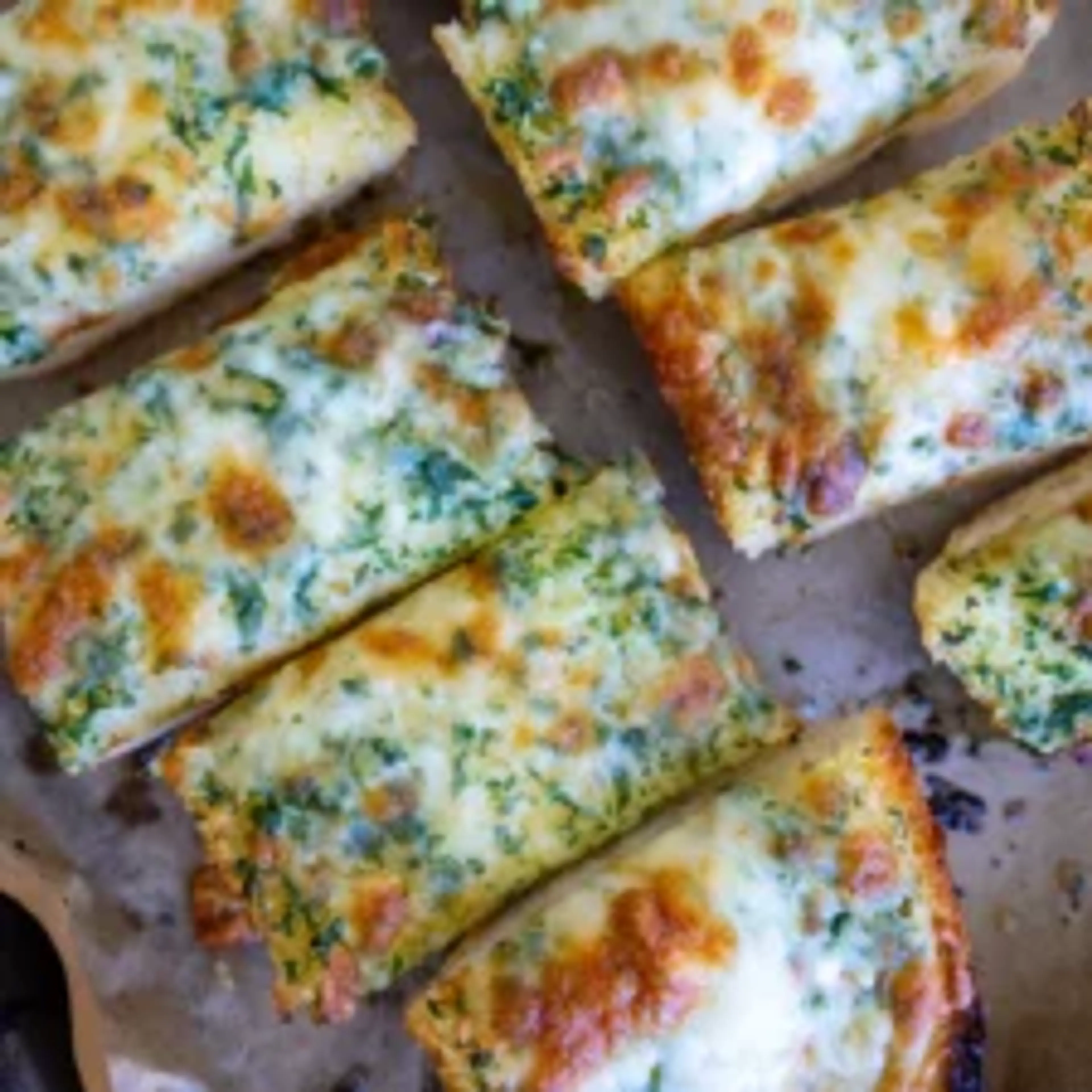 5 Minute Cheesy Garlic Bread