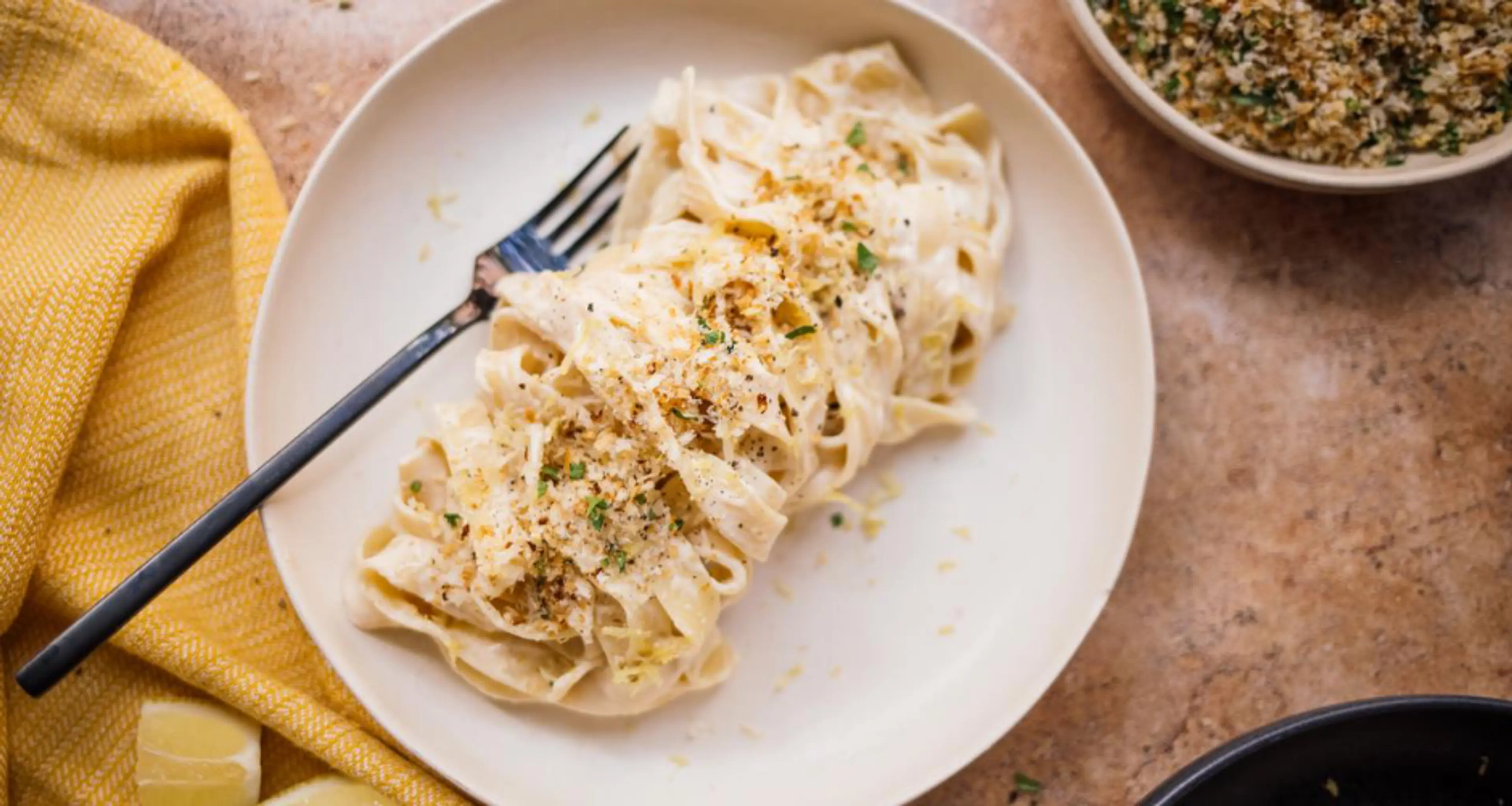 Ida: Vegane Pasta mit Zitronensoße