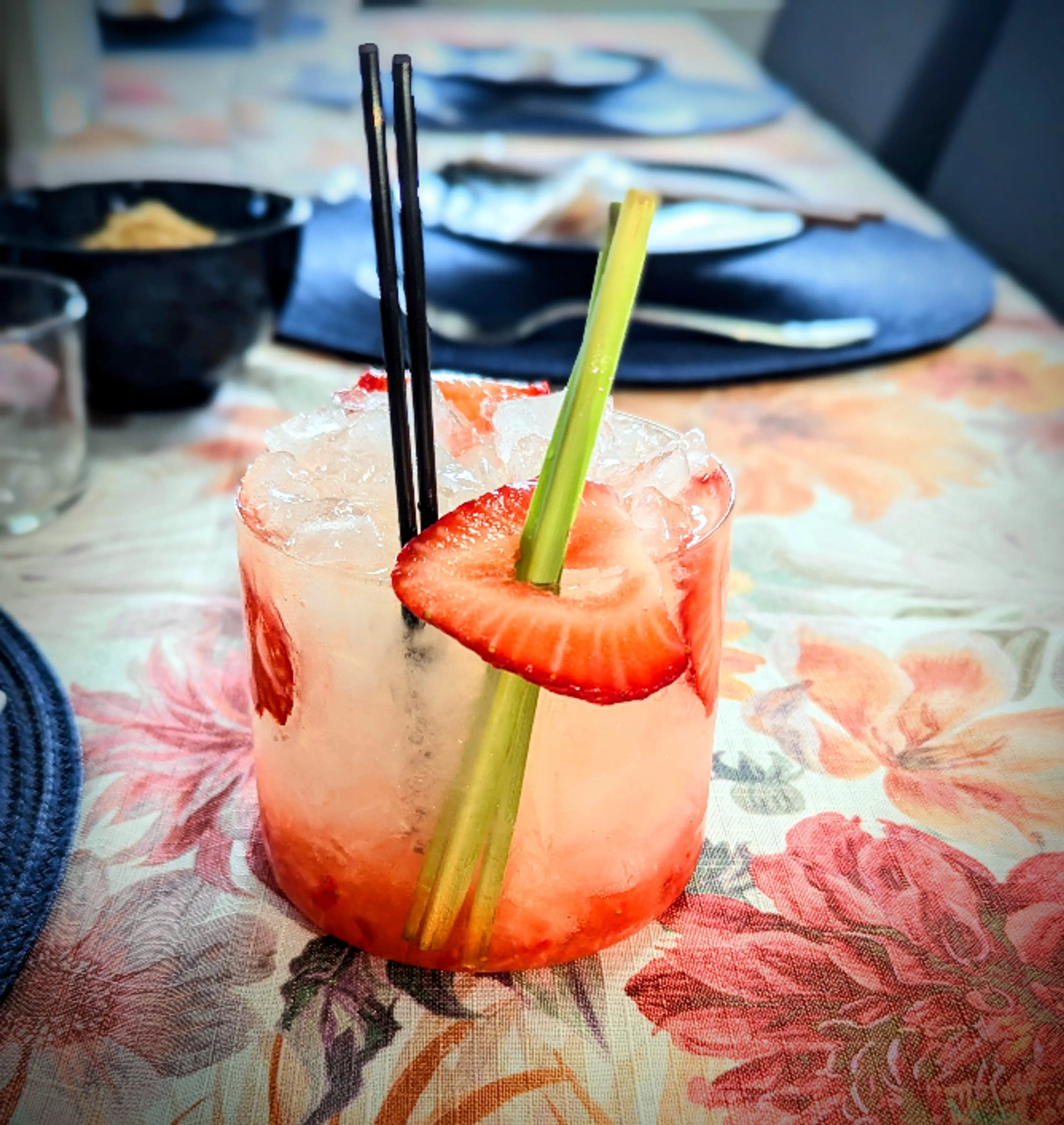 Strawberry Lemon  Grass 🍓 🍋 🌱