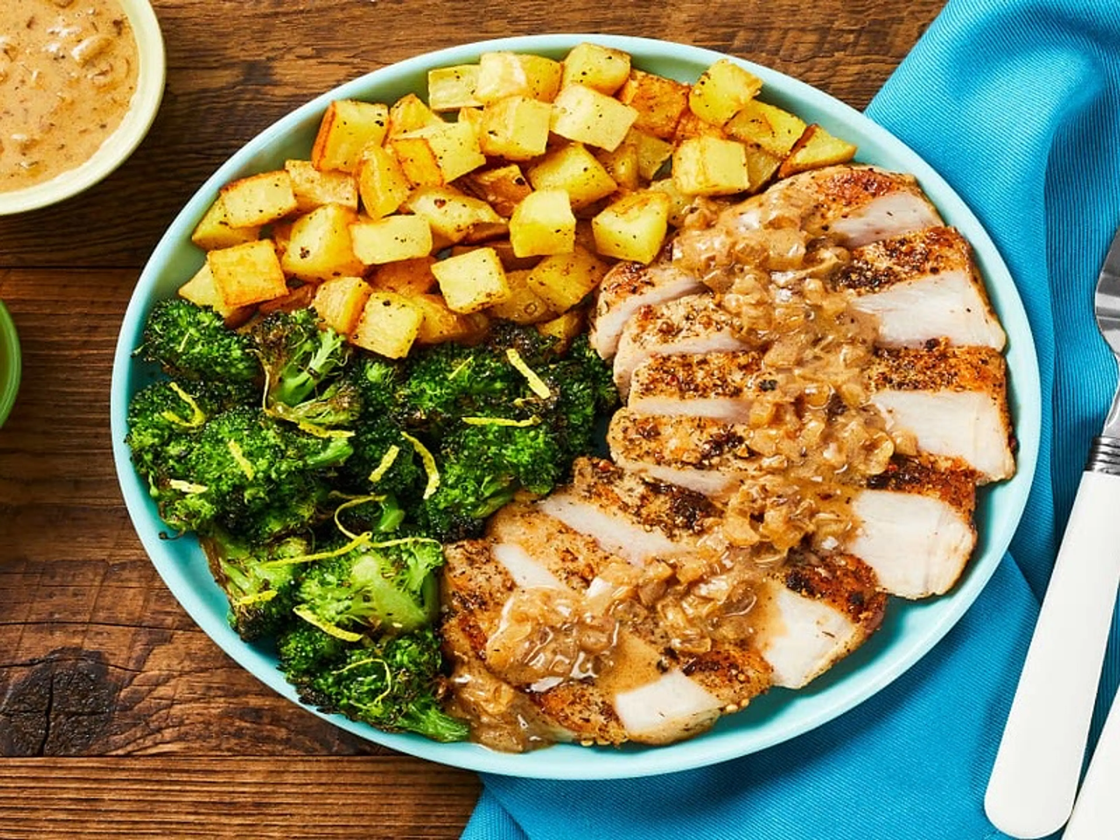 Steakhouse-Style Pork Chops With Pan Sauce