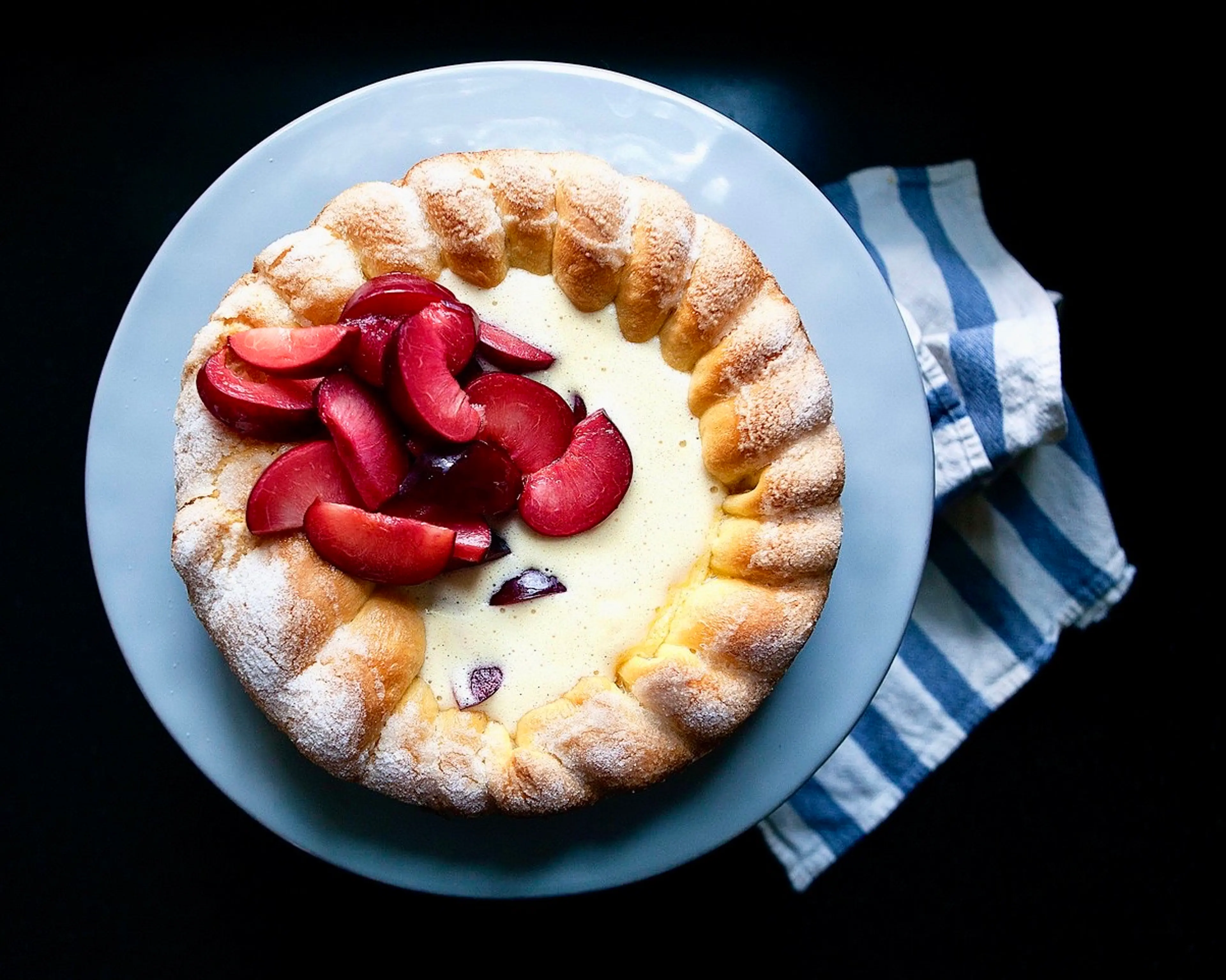 Crème Fraiche Brioche Torte