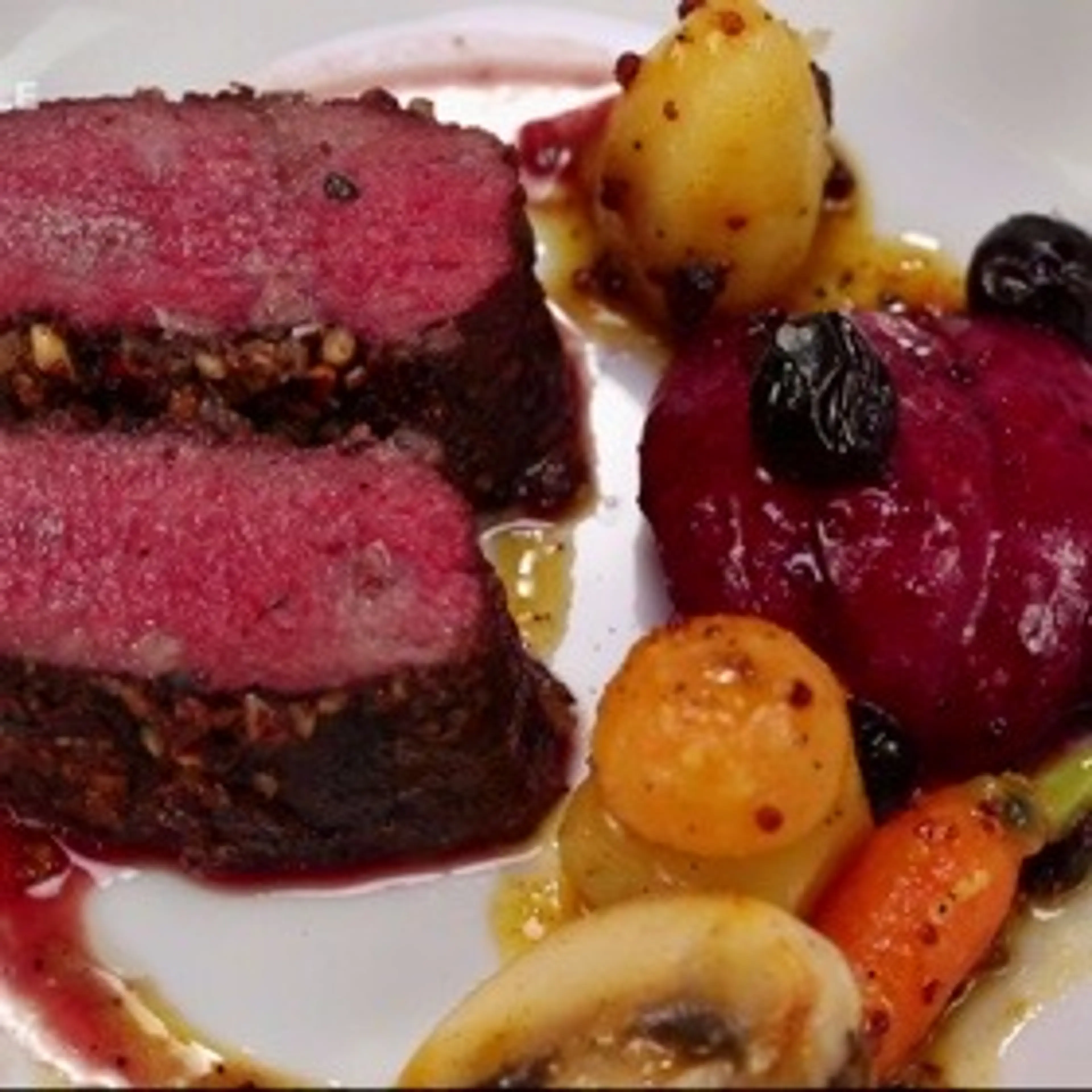 Dos De Chevreuil Aux Saveurs De Fruits