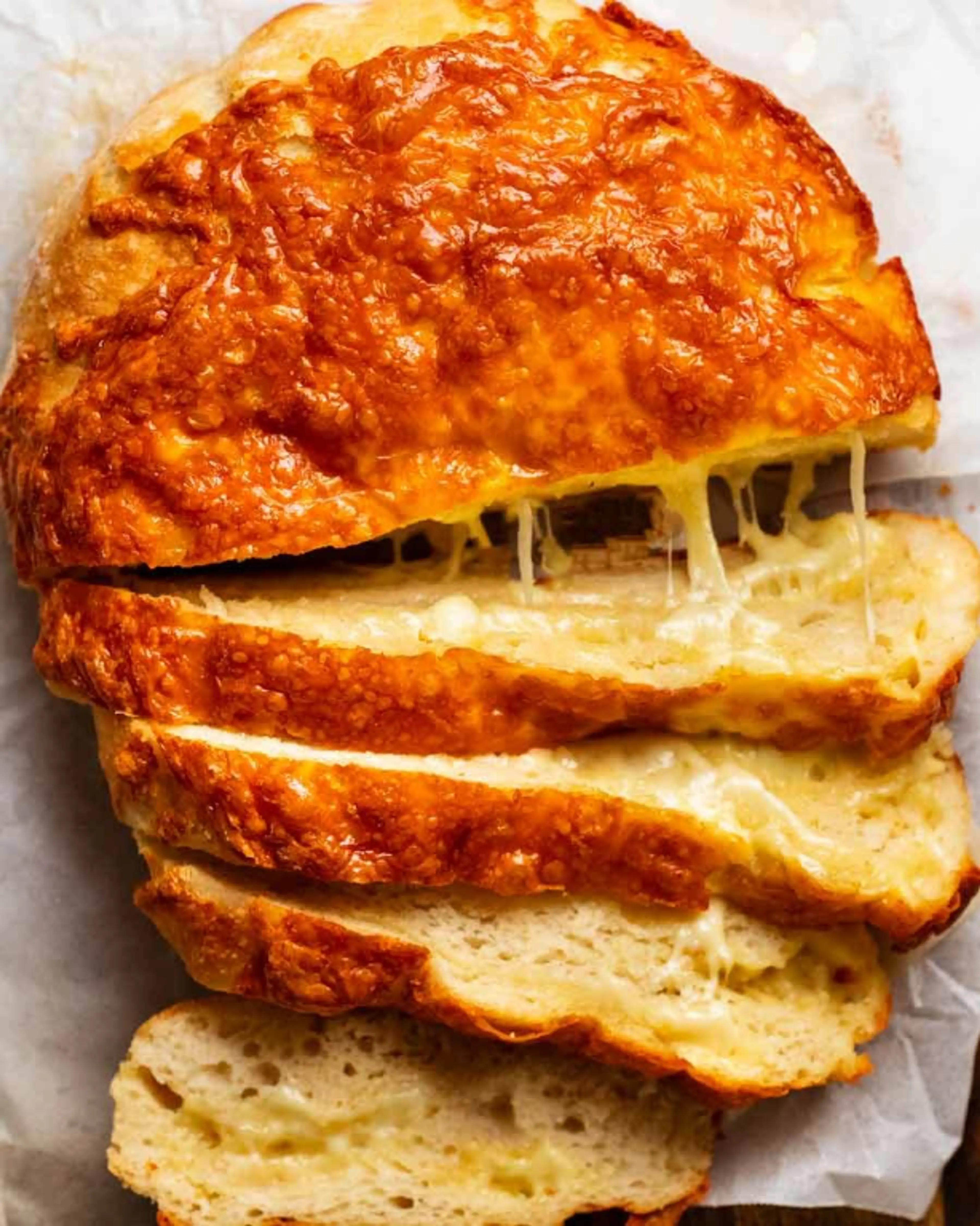 Cheese bread (no knead!)