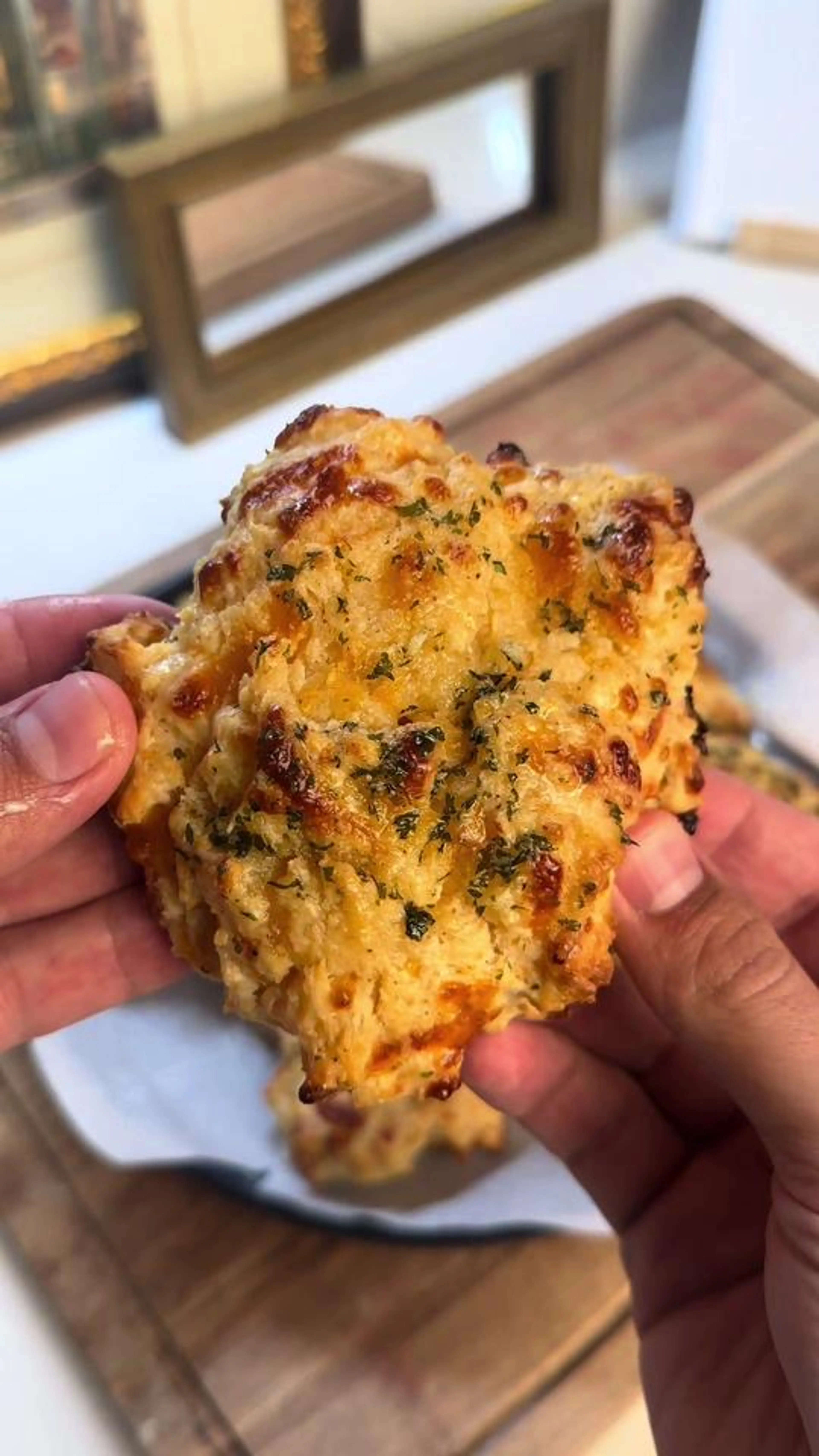 Copycat Recipe 1 - Inspired by Red Lobster Cheddar Bay Biscu