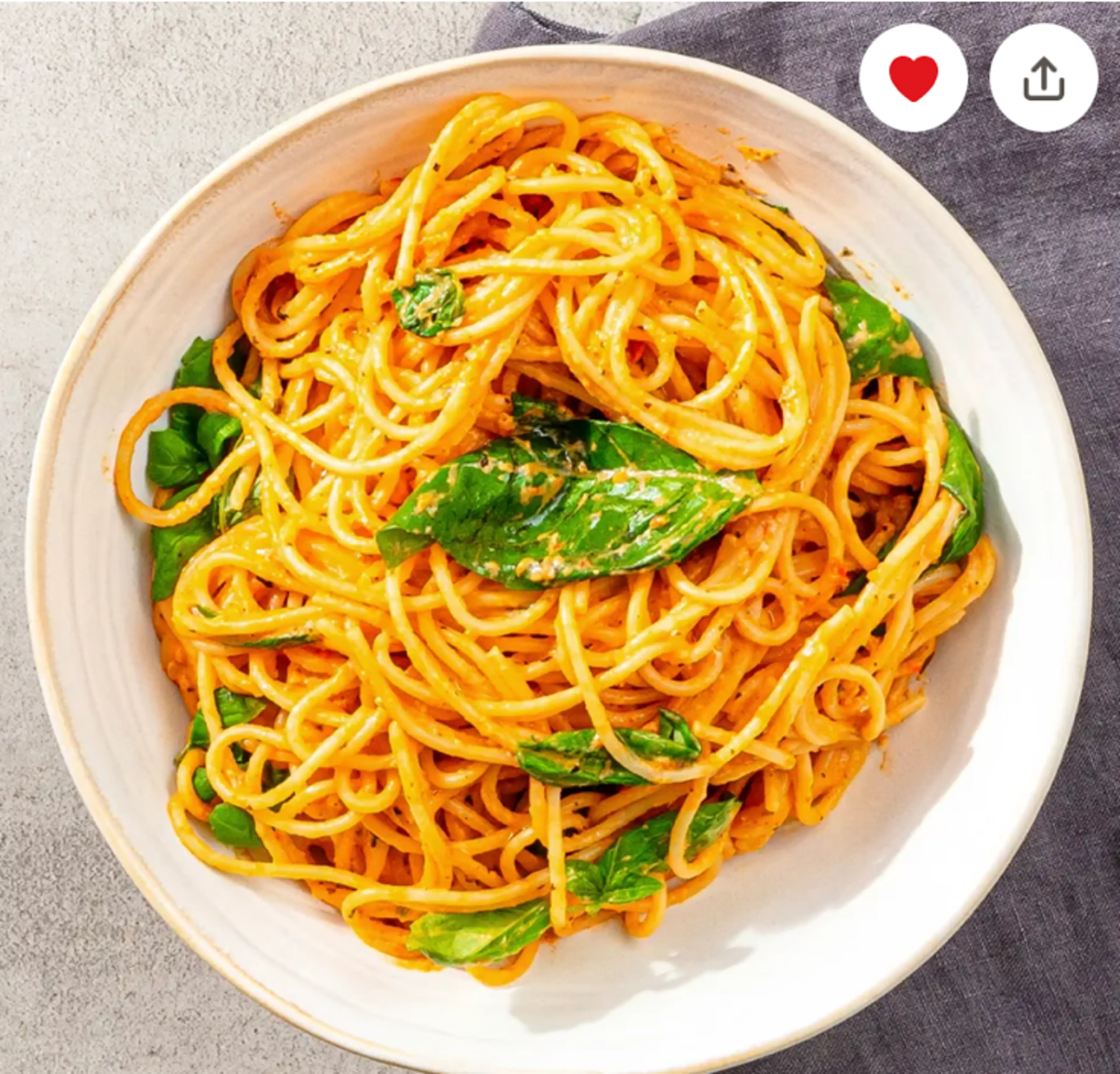 Pasta mit cremiger Gemüsesoße