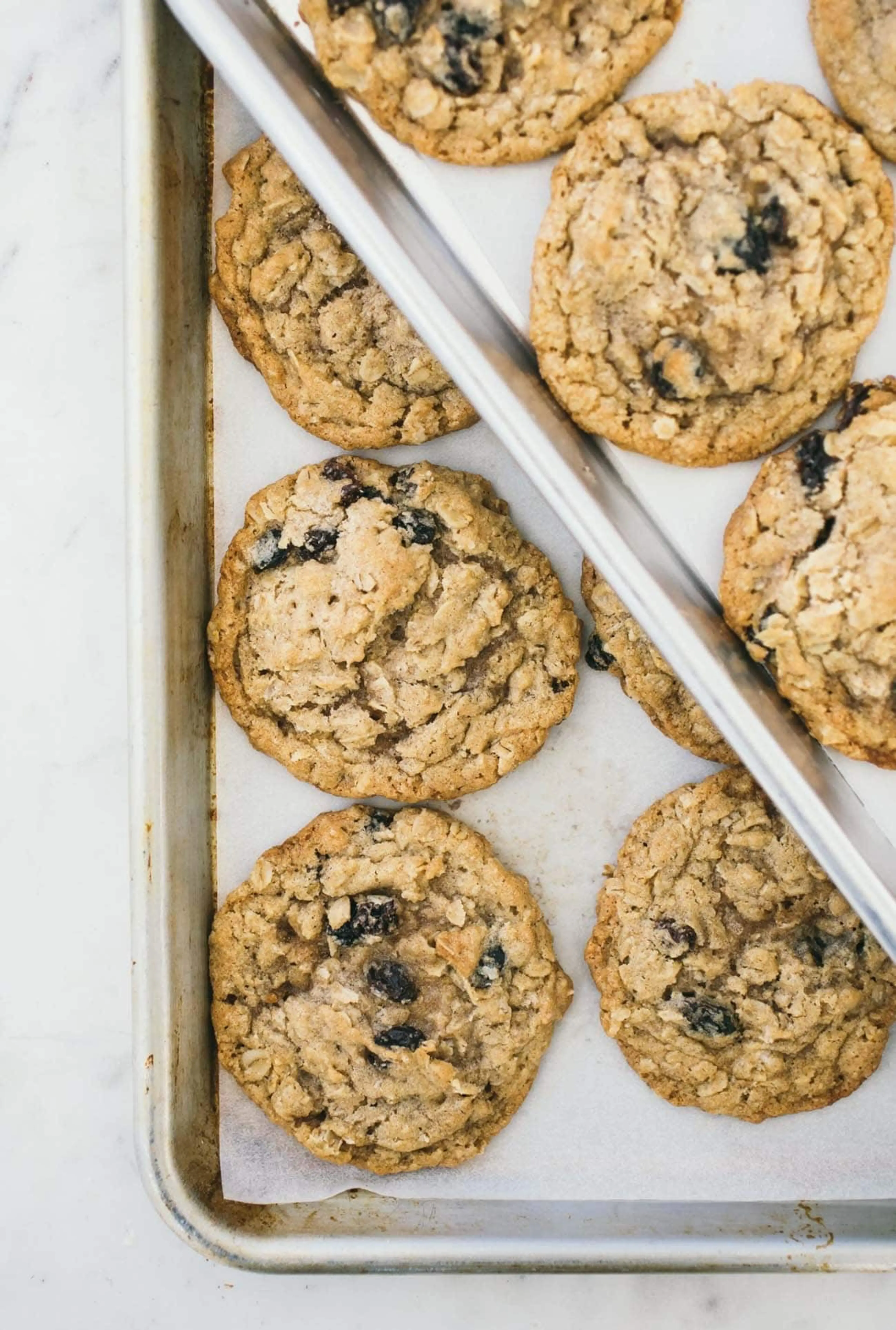 Easy, Soft Oatmeal Raisin Cookies