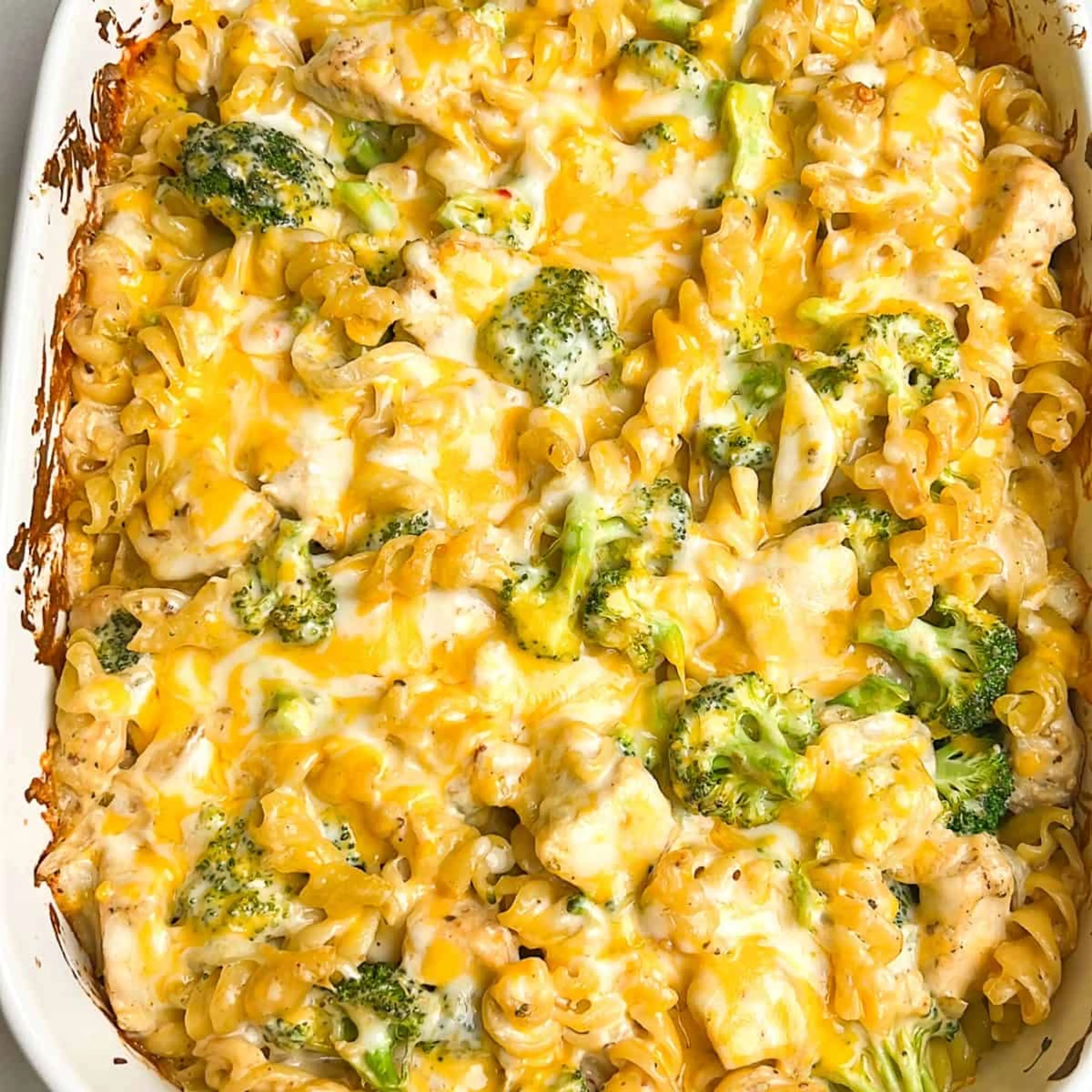 Cheesy Broccoli Chicken Pasta Bake