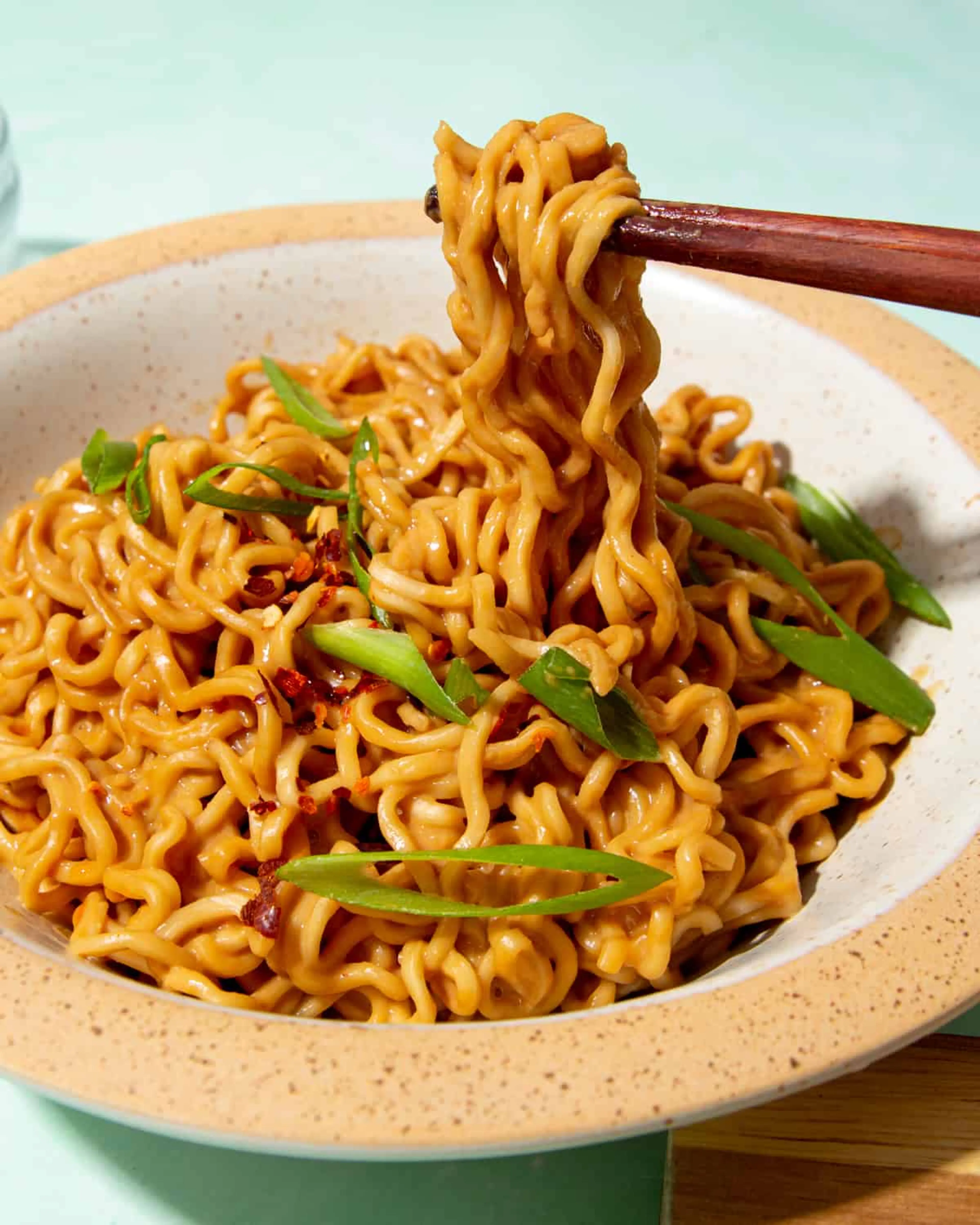 10 Minute Spicy Peanut Butter Noodles