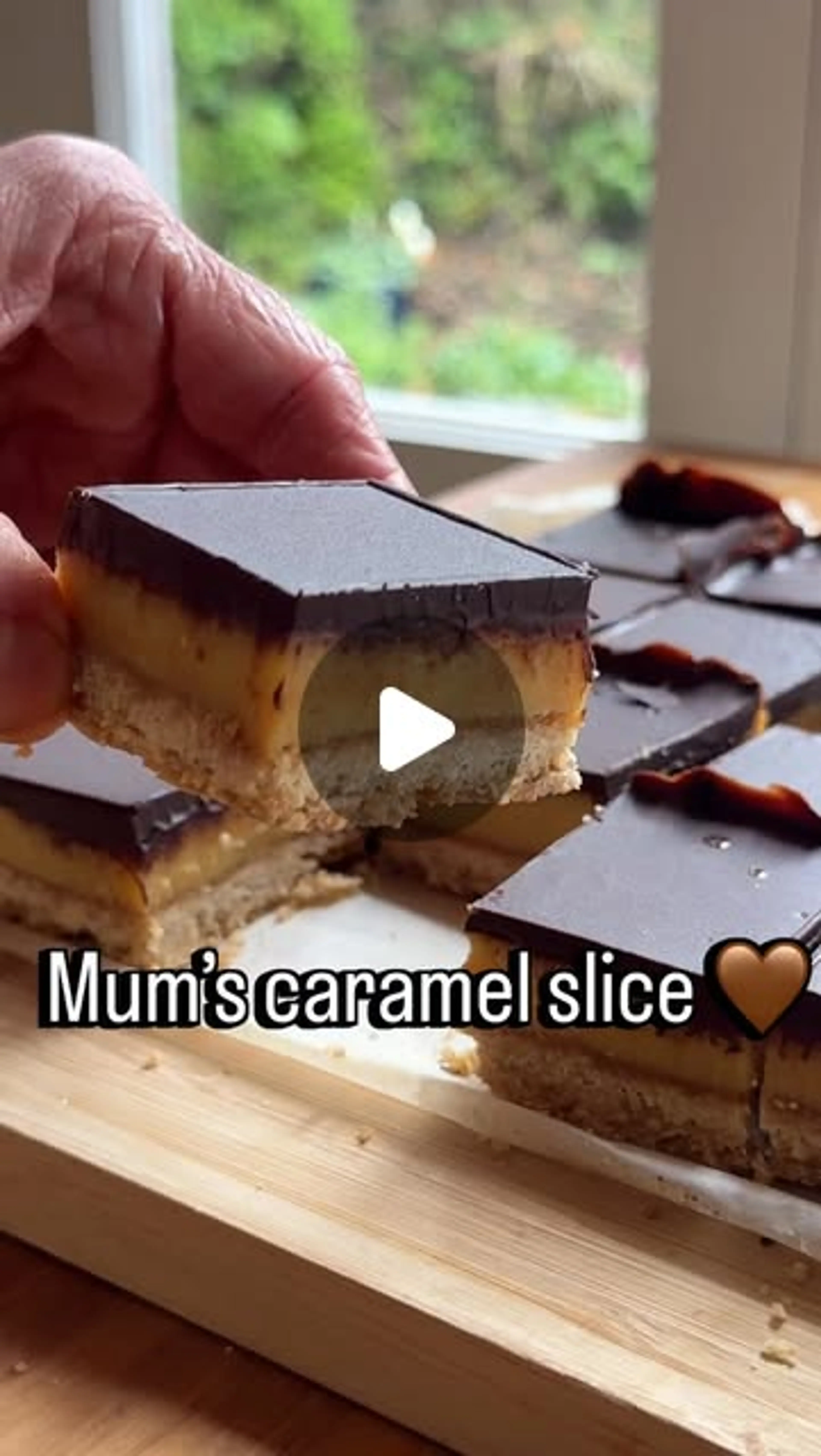 Mum’s Caramel Slice