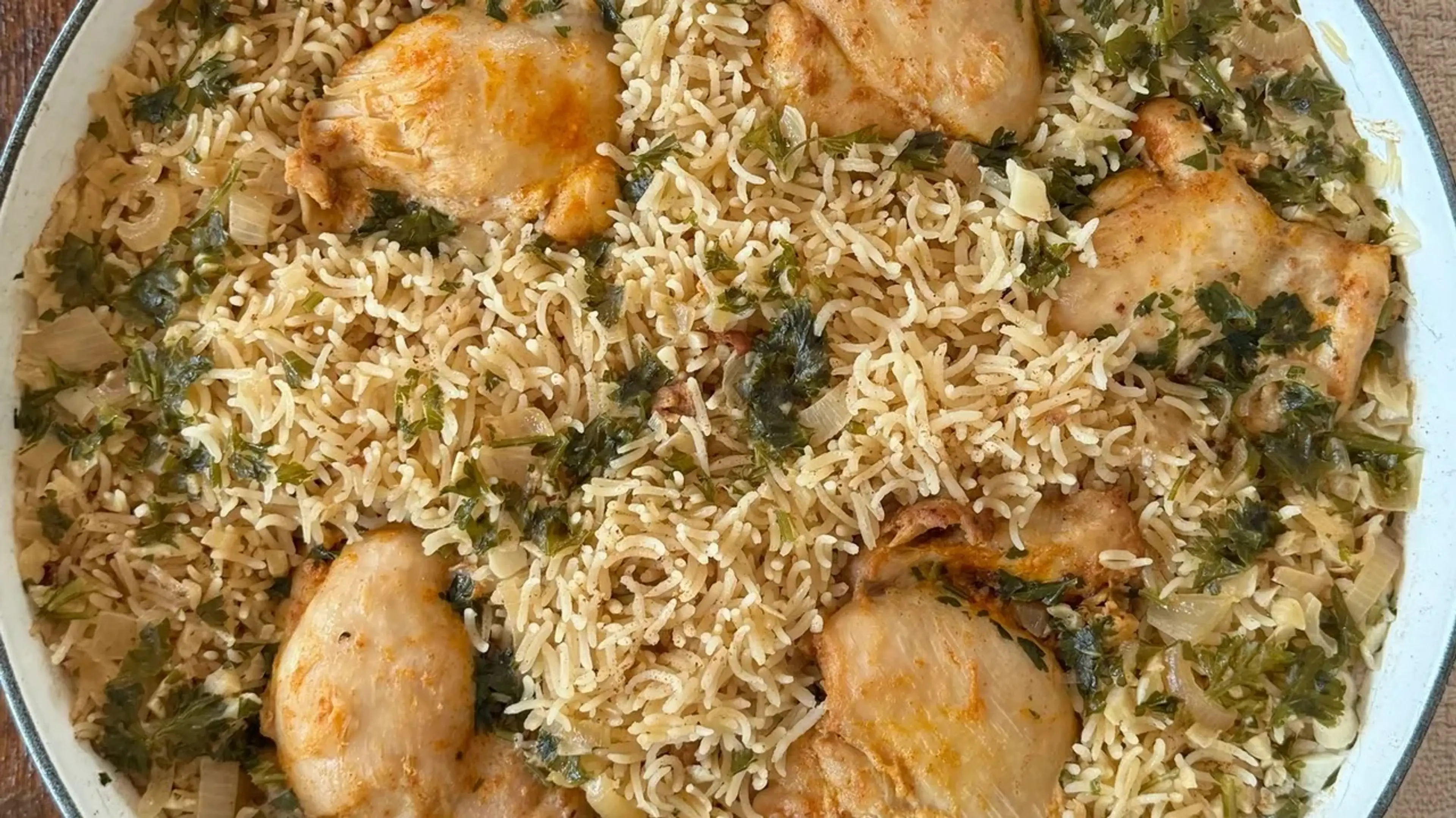 One pot poulet et riz beurre à l’ail et parmesan