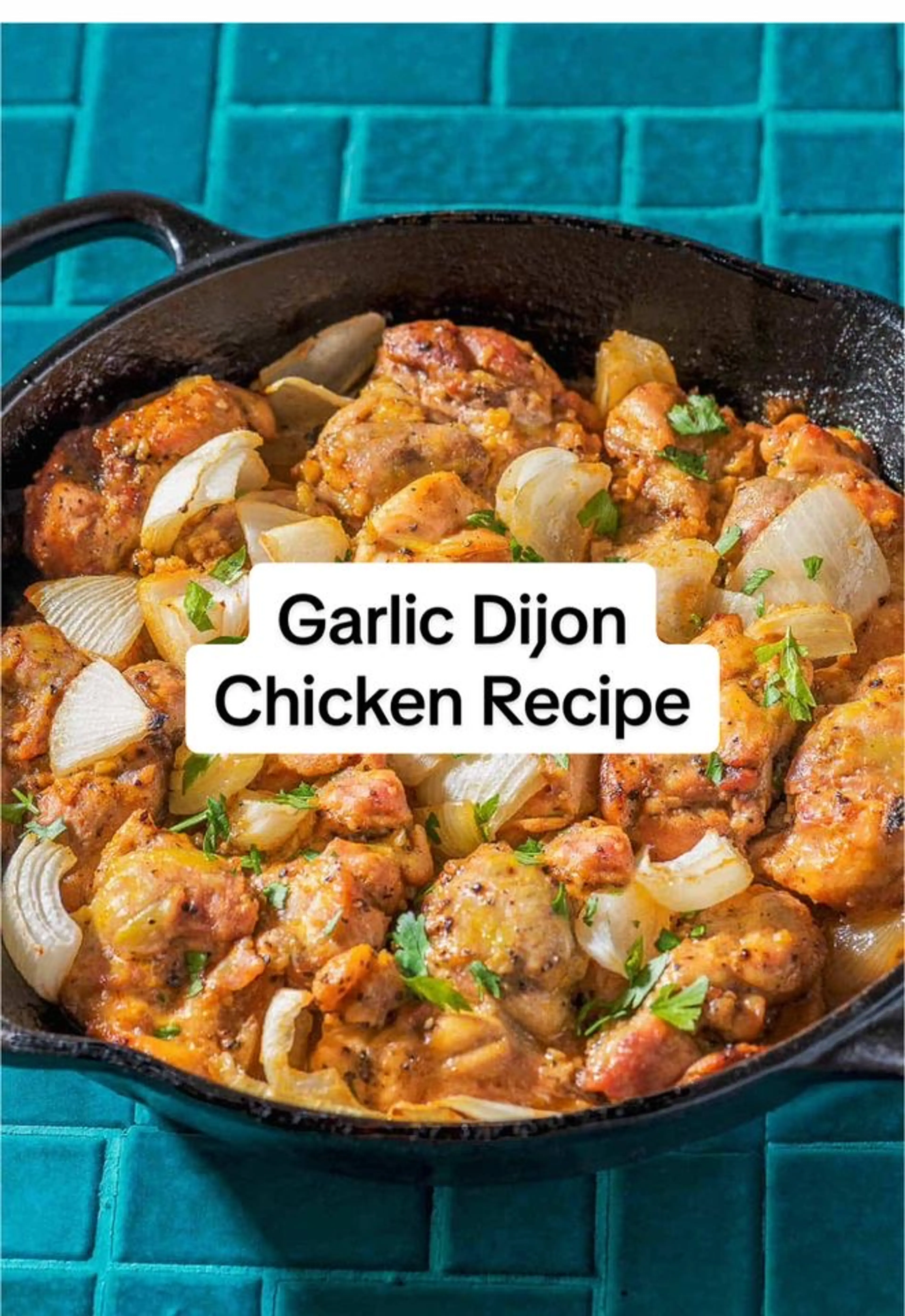 Garlic Dijon Chicken - Skillet Garlic Dijon Chicken with Oni