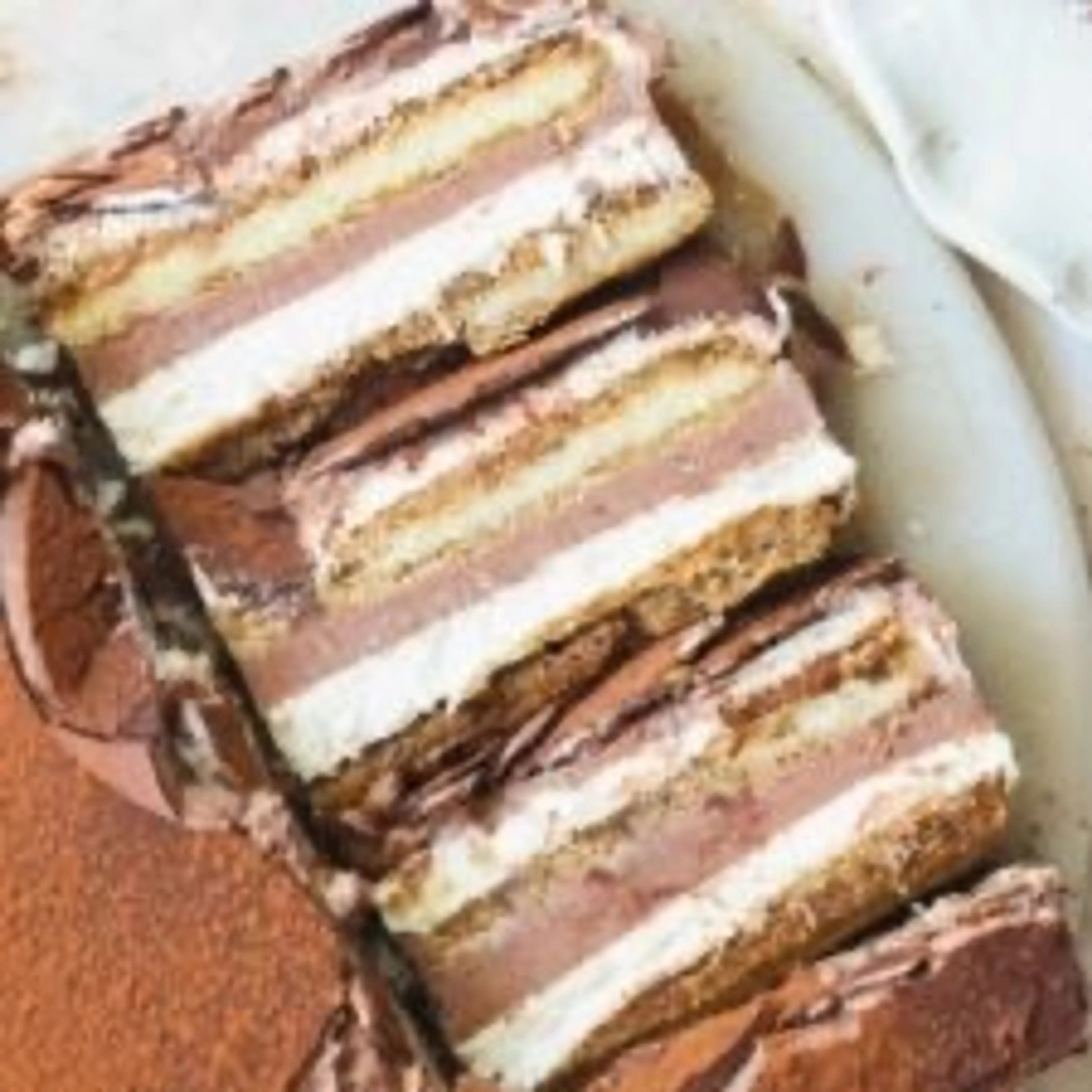 Easy Tiramisu Ice Cream Cake Recipe (6 Ingredients!)