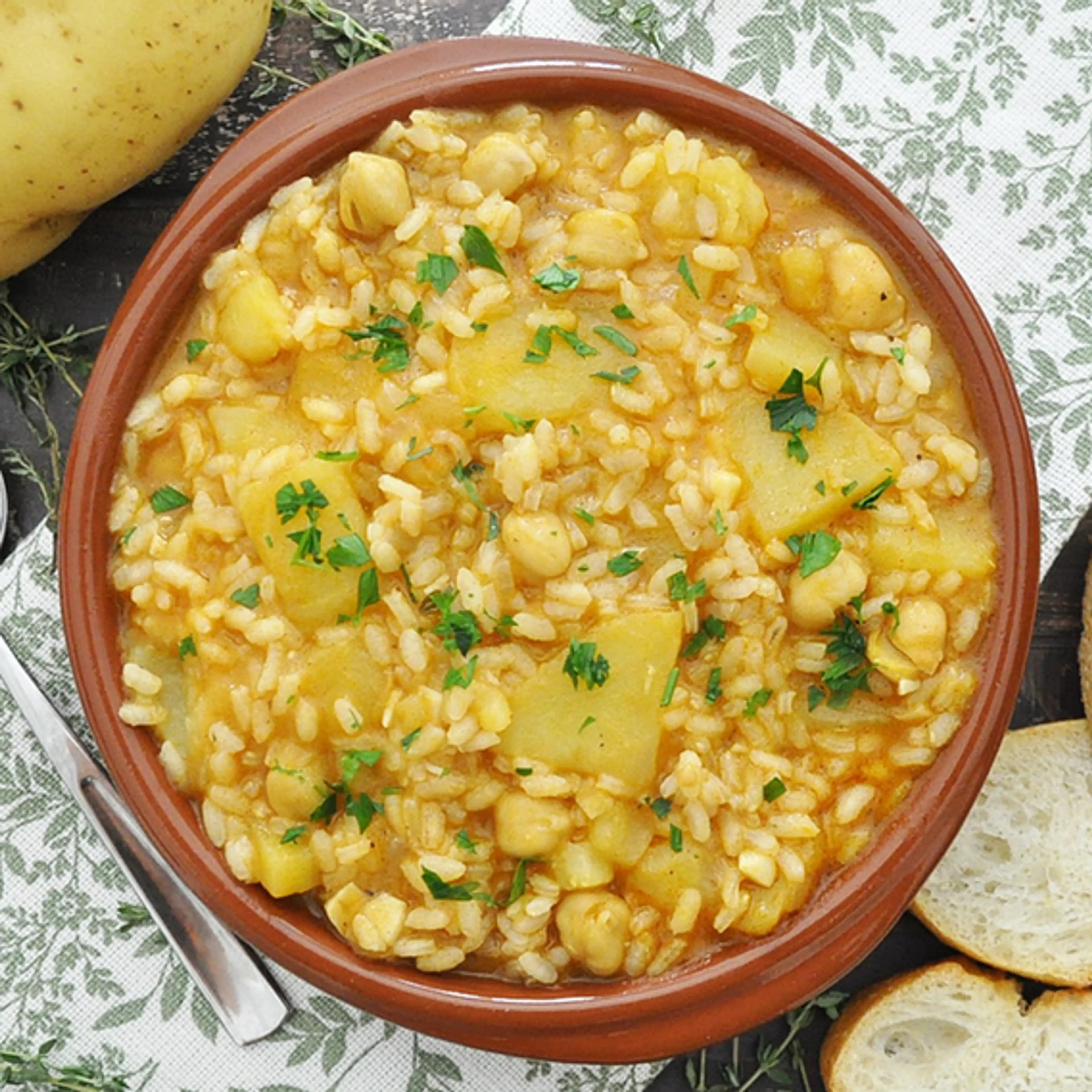 Spanish Poor Man's Rice & Potatoes | Arroz a lo Pobre con Pa