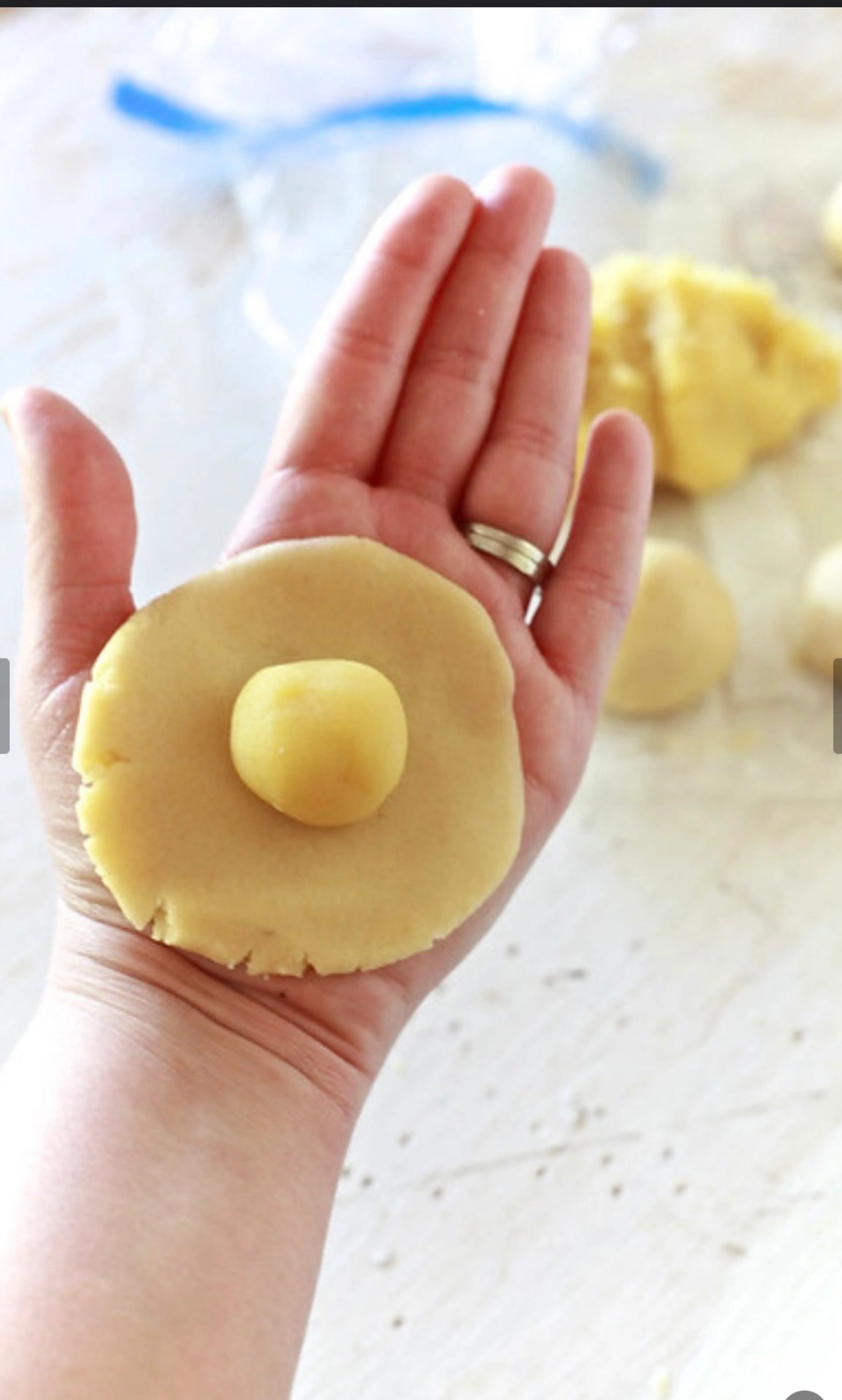 Almond Pillow Cookies