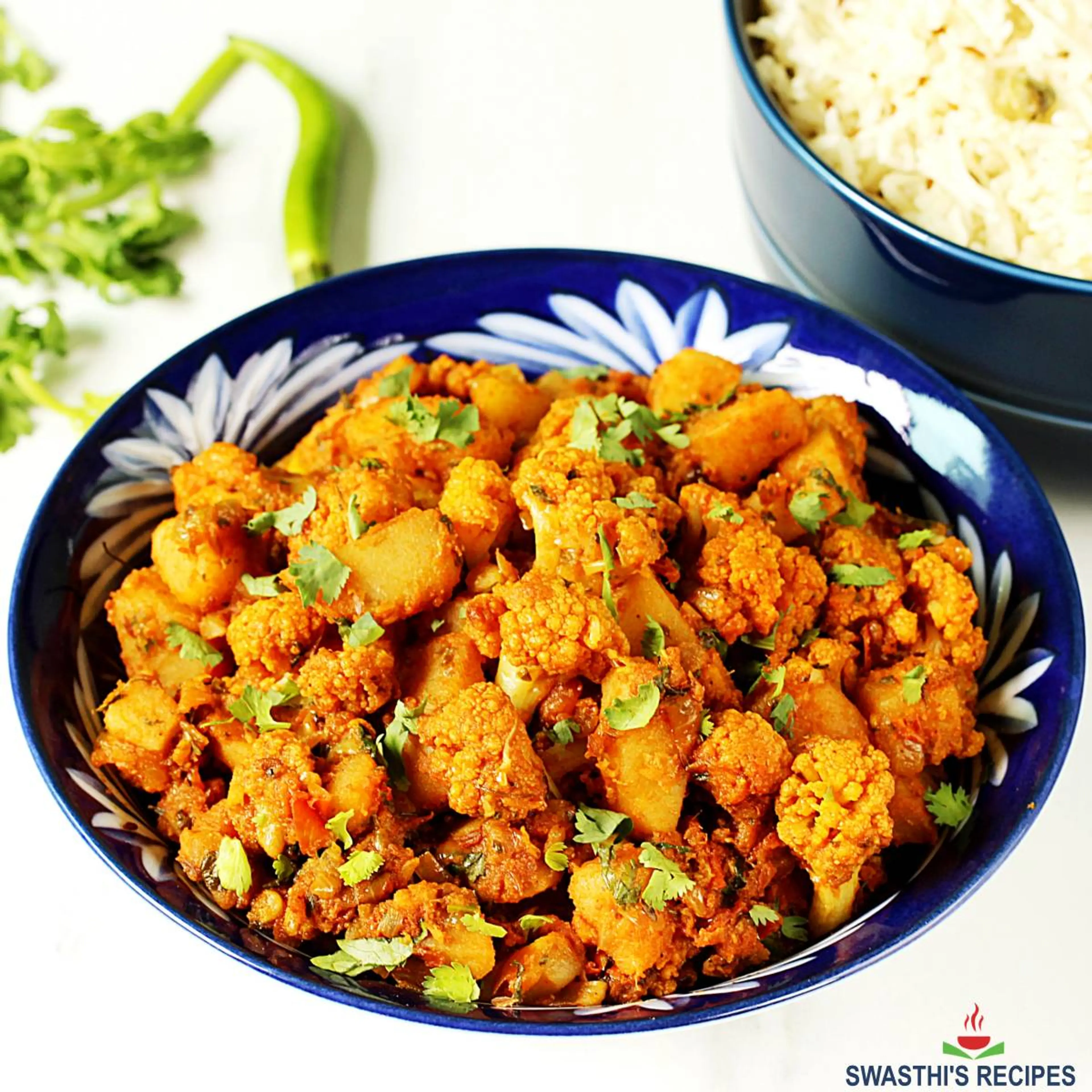Aloo Gobi Recipe (Cauliflower Potato Curry)