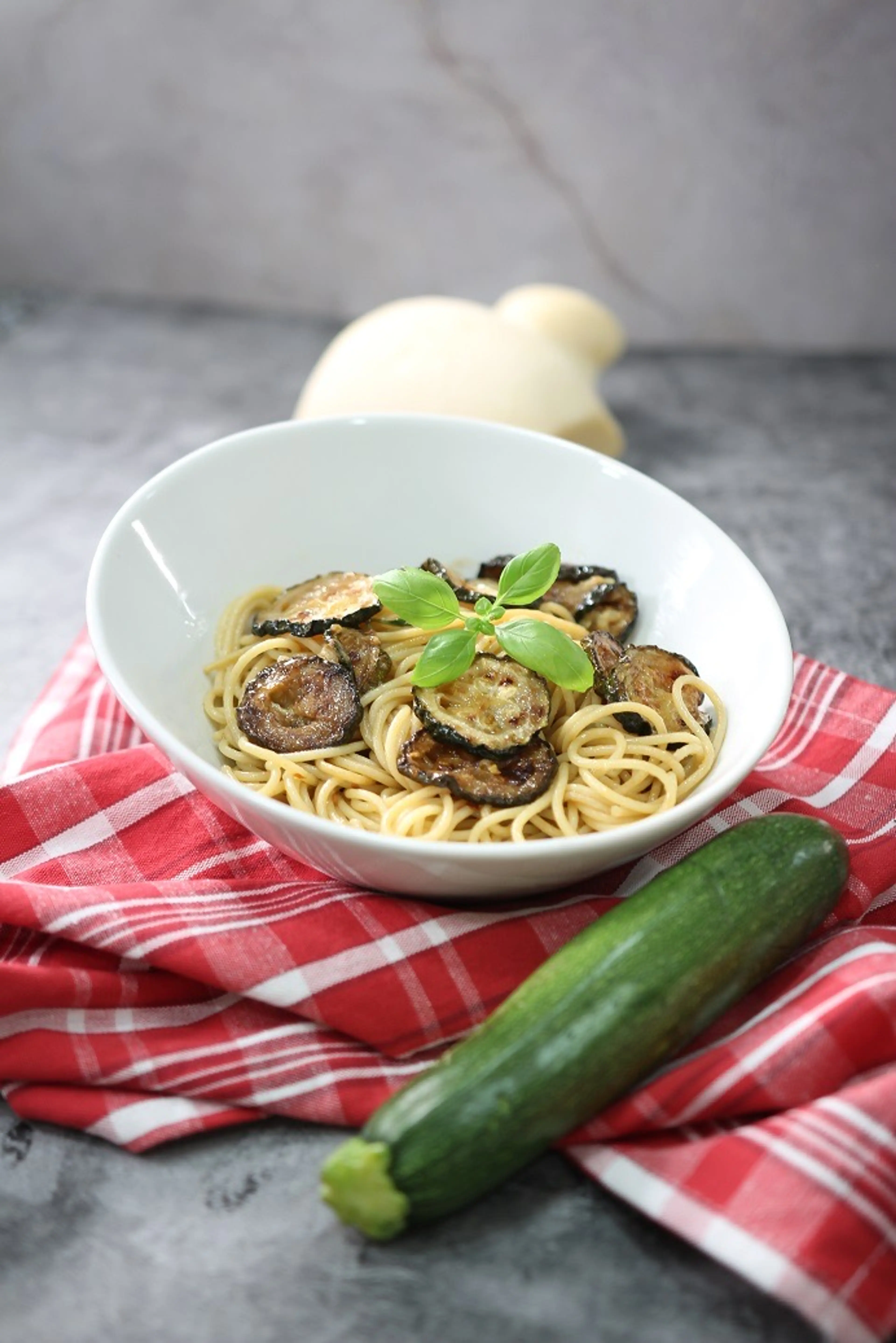 Spaghetti W/ Fried Zucchini