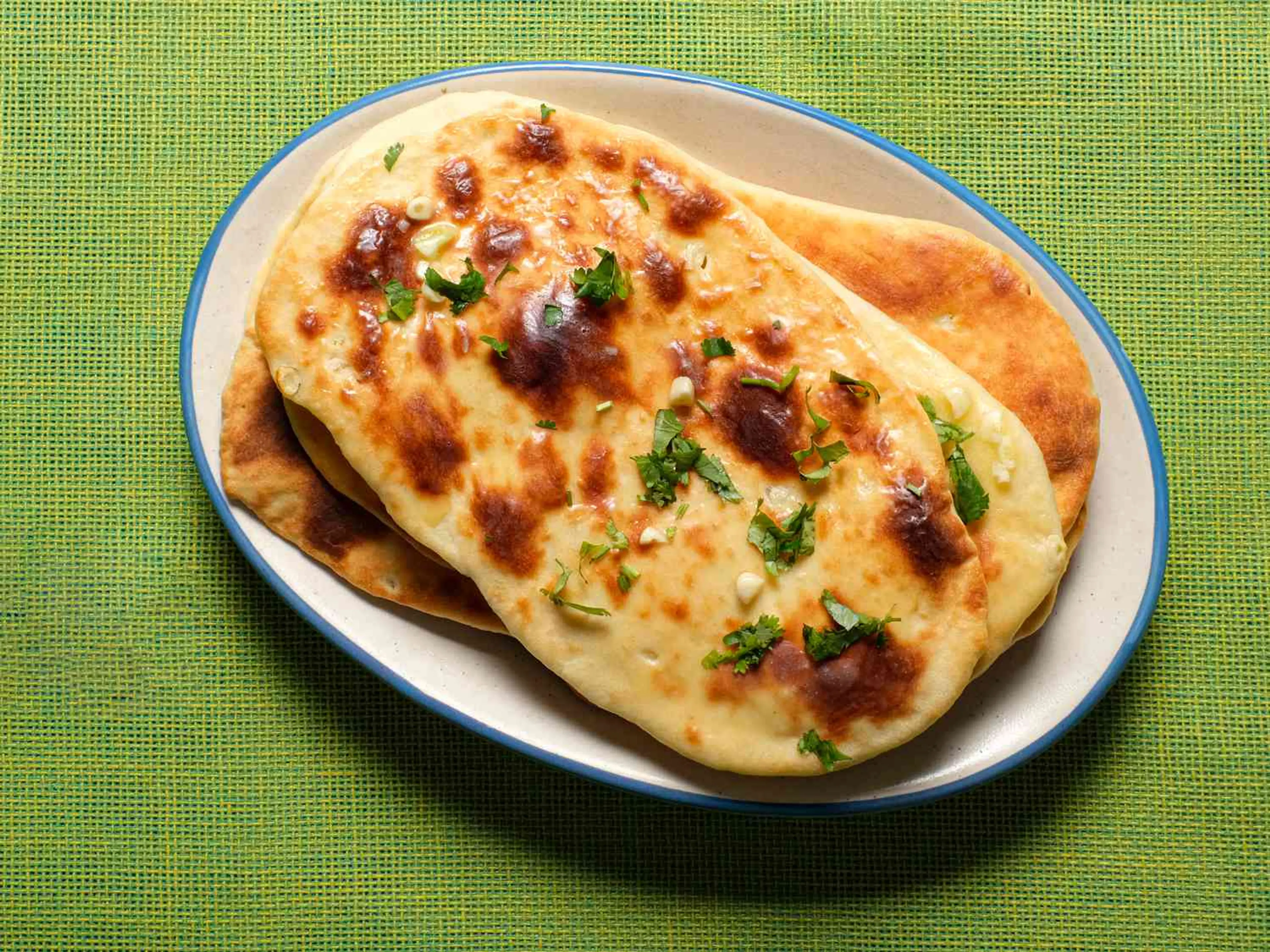 Easy Garlic Naan