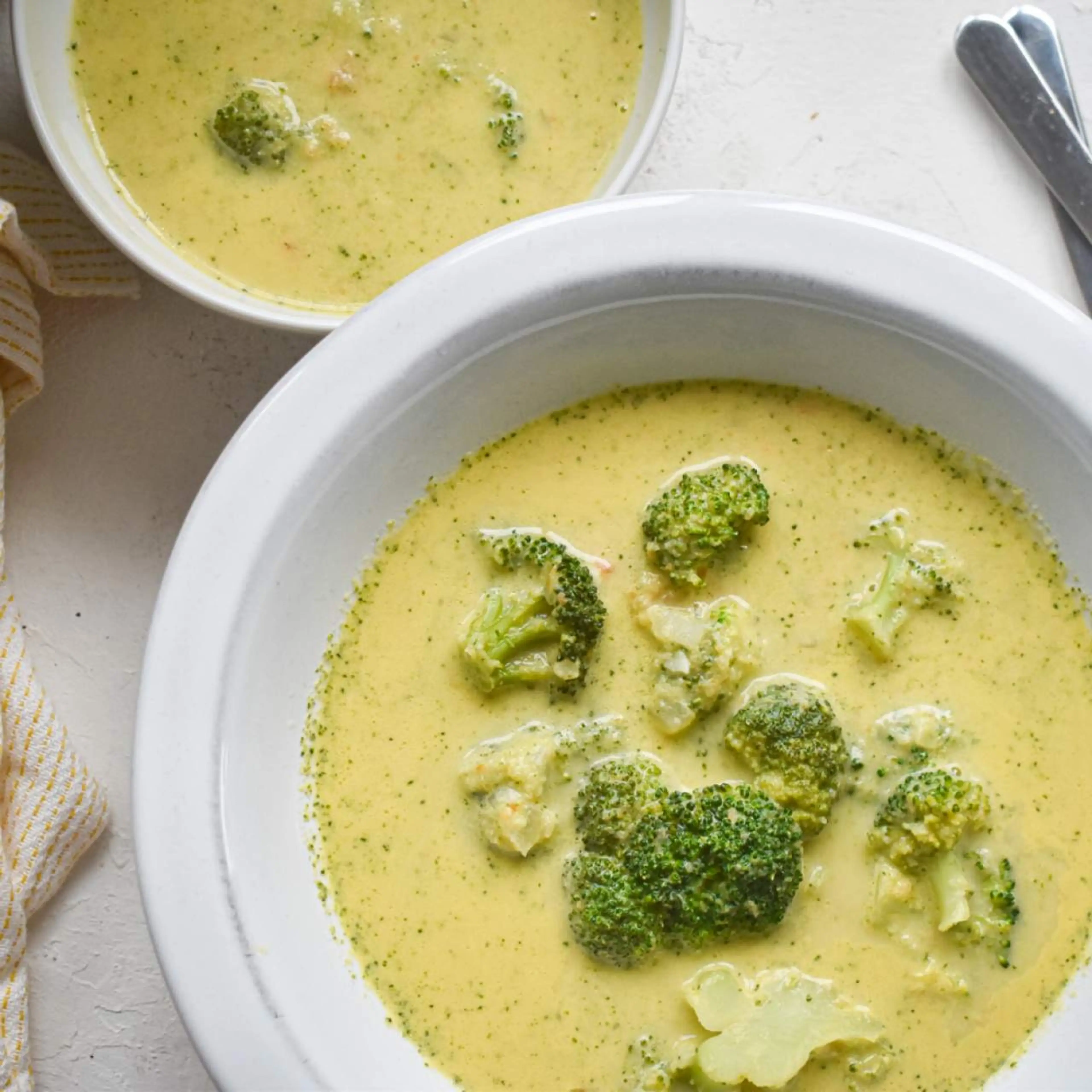 Healthy Broccoli Cheese Soup