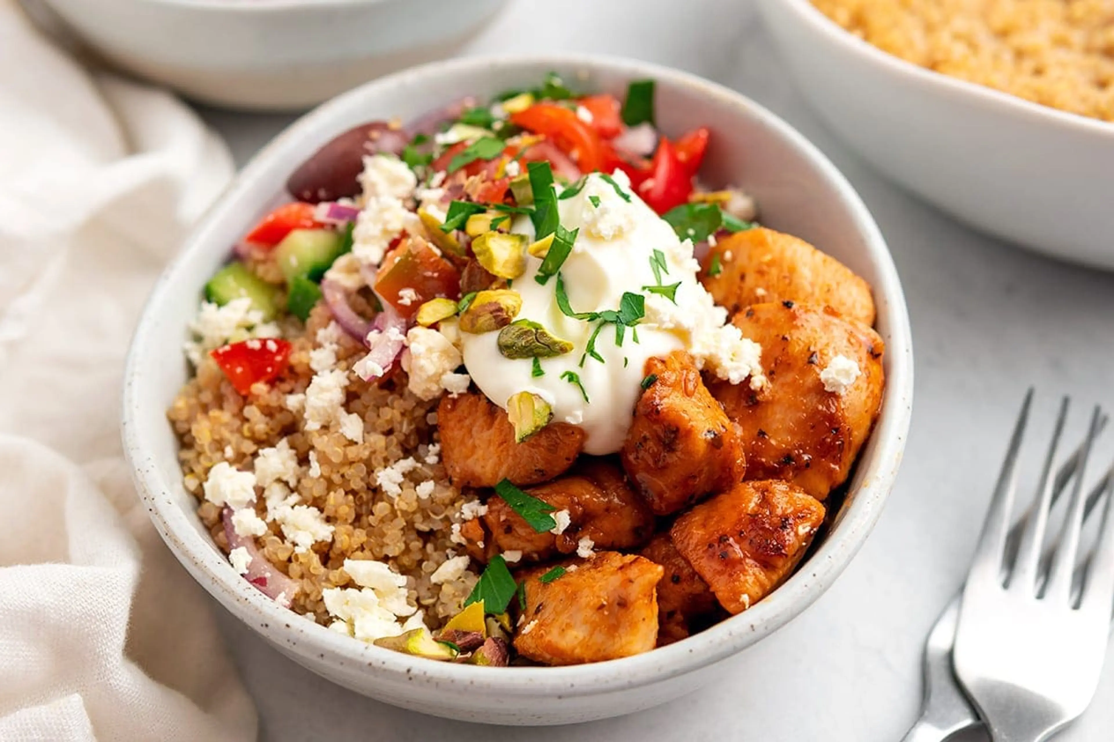 Mediterranean Chicken Quinoa Bowl