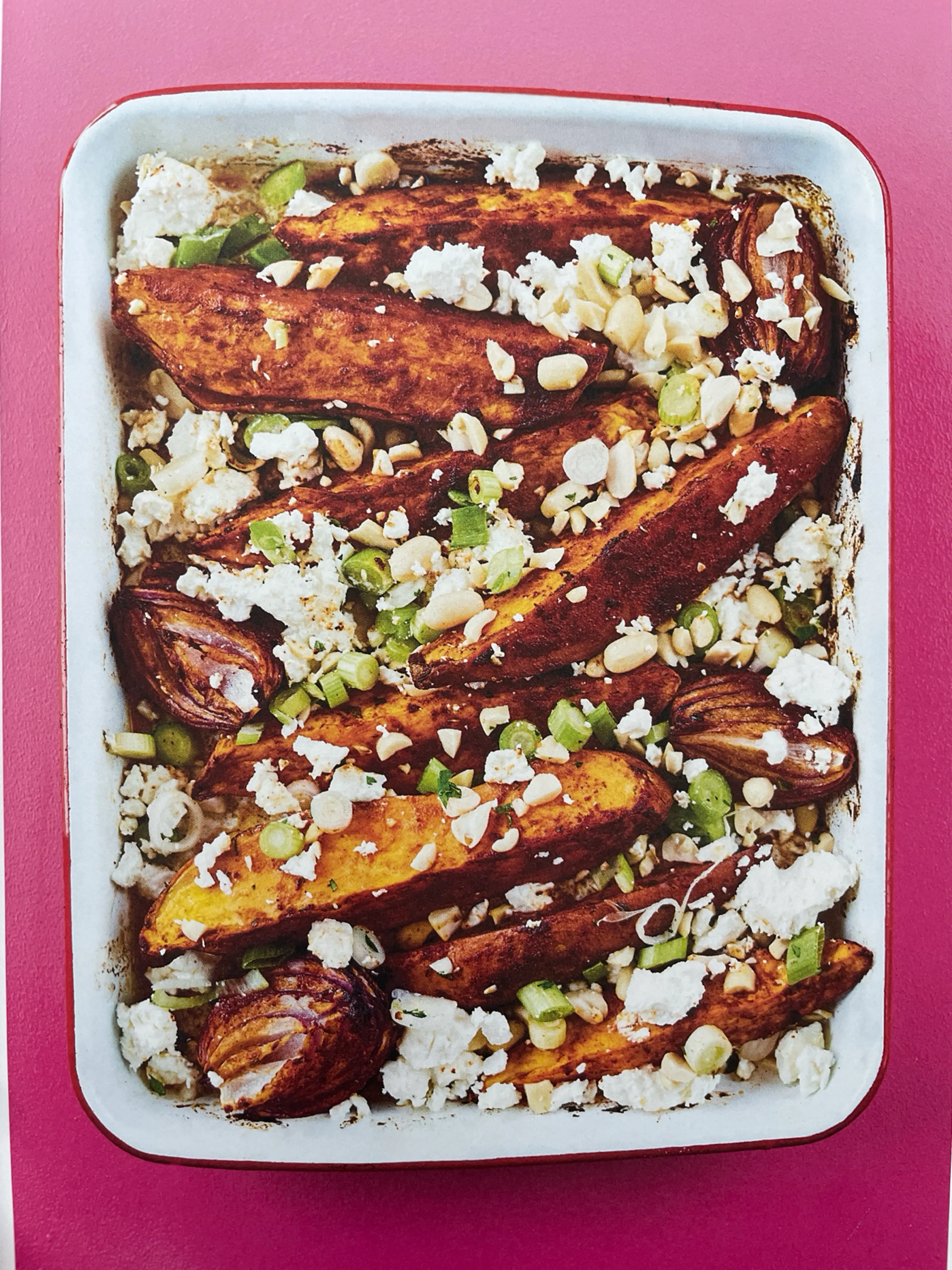 Zoete Aardappel Met Feta Lente-ui En Pinda
