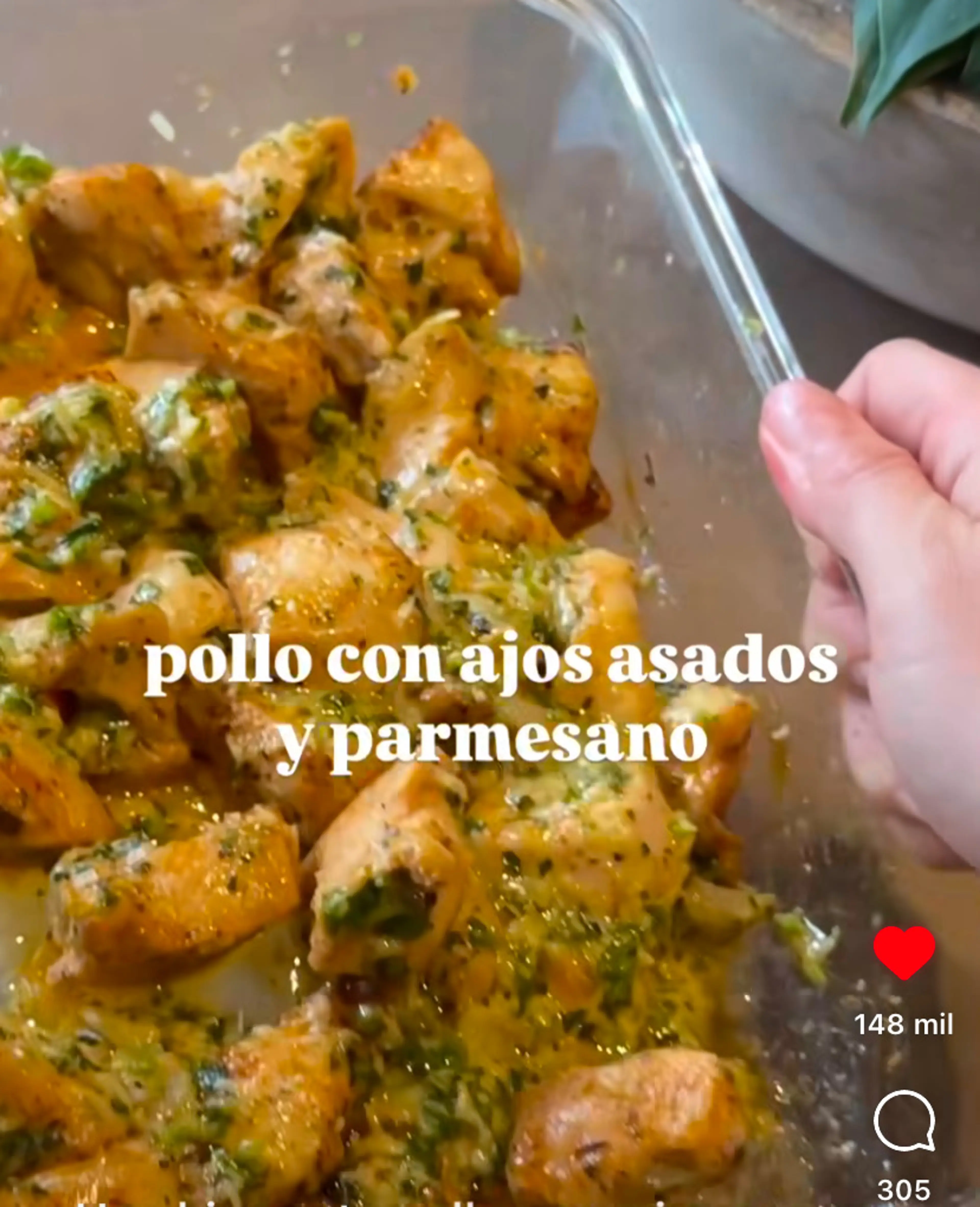 Pollo Con Ajos Asados