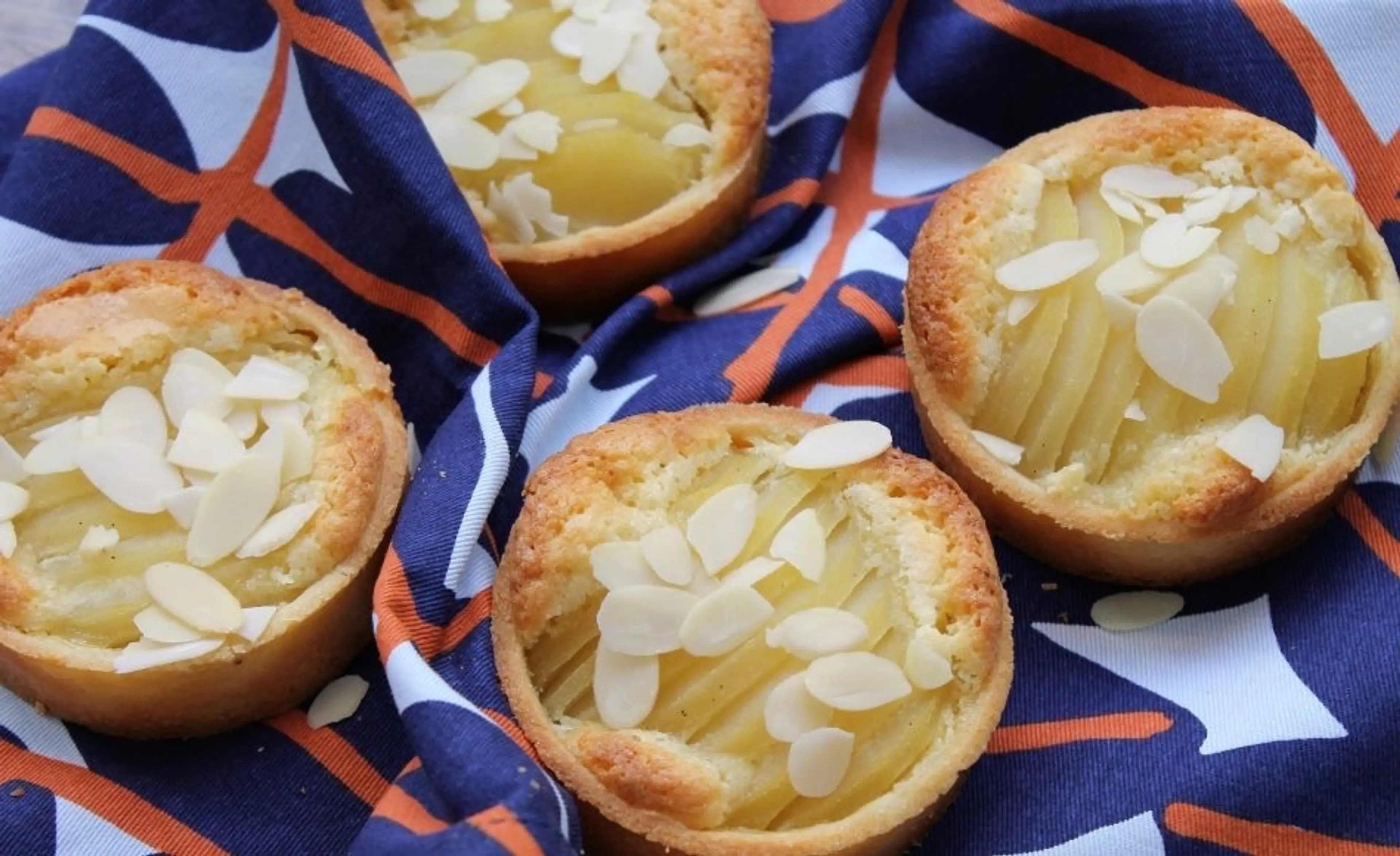 MINI TARTES BOURDALOUE