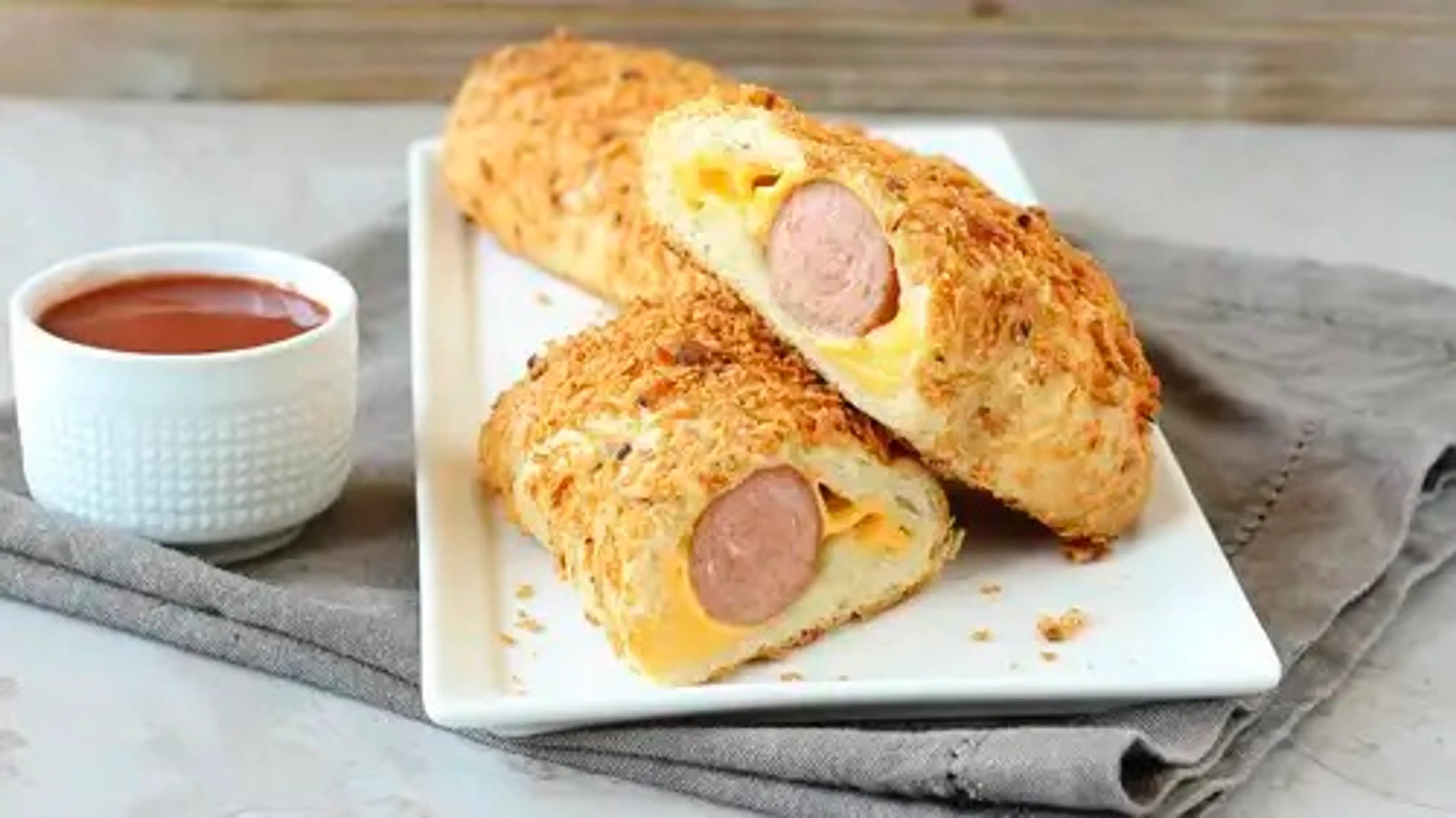 Crunchy Crescent Nacho Dogs